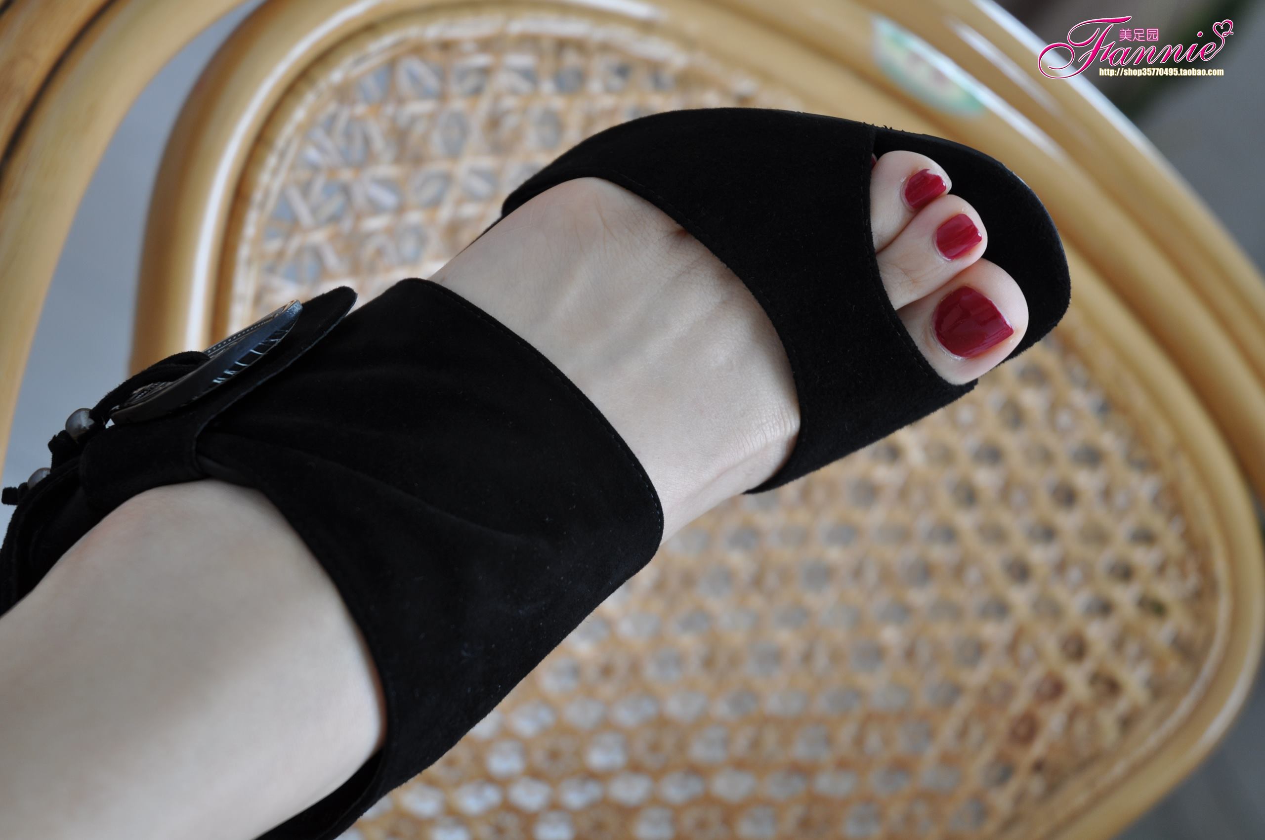 图片[39]-Fannie芬妮每足园 No.376 秋日炫彩高跟1 [70P] – 速更版-美库