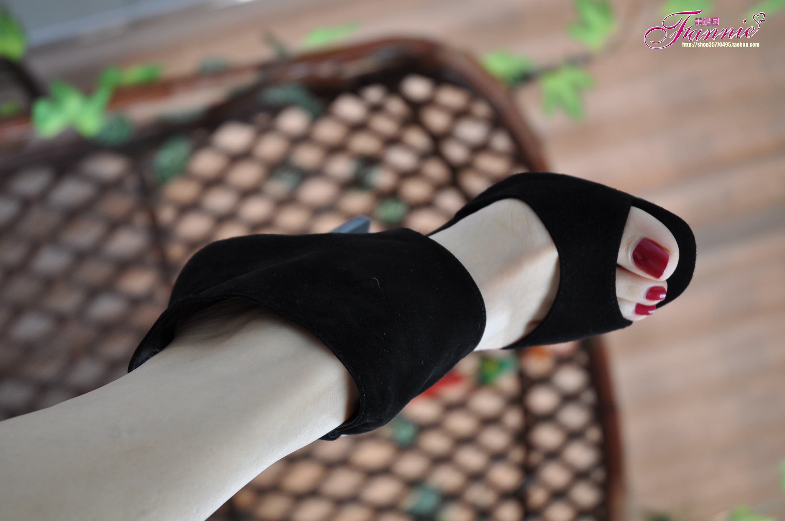 图片[45]-Fannie芬妮每足园 No.376 秋日炫彩高跟1 [70P] – 速更版-美库