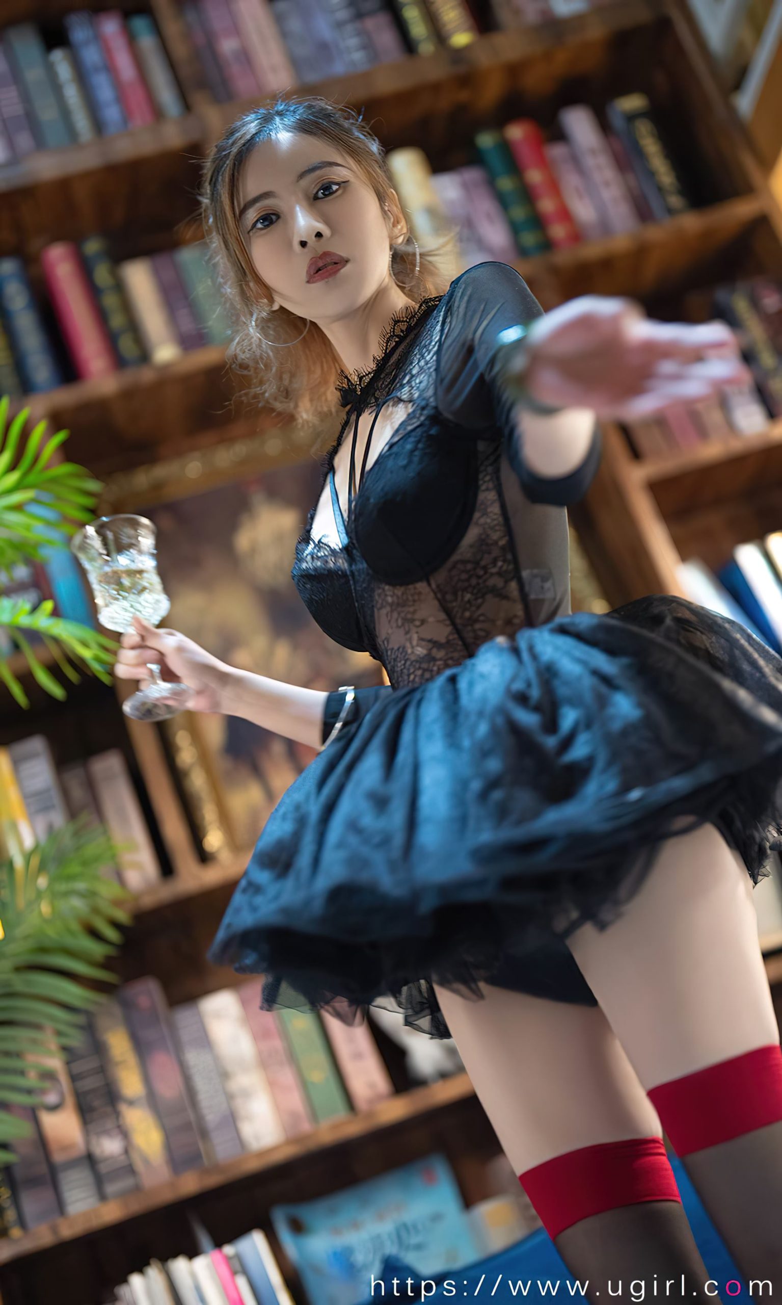 图片[24]-[爱尤物]2024 NO.2793 无限回响 田小燕[35P] – 速更版-美库