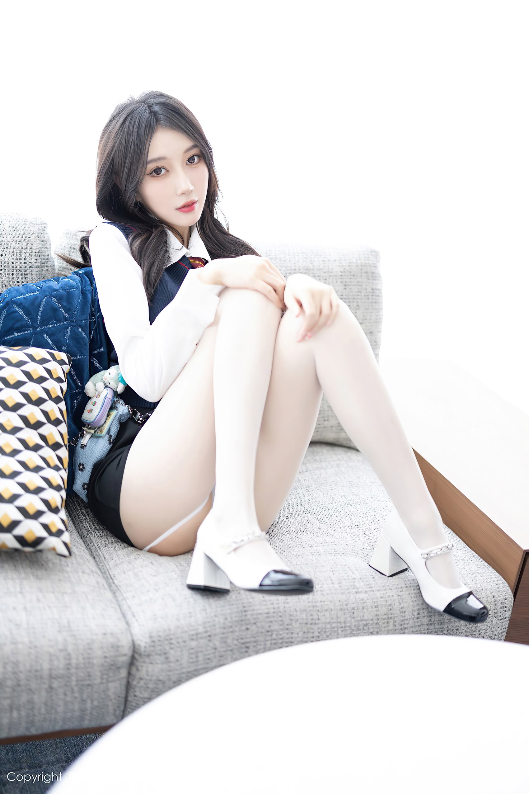 图片[62]-[Xiuren秀人网]2024.03.18 NO.8247 玥儿玥 白丝小羊皮鞋 [61+1P] – 速更版-美库