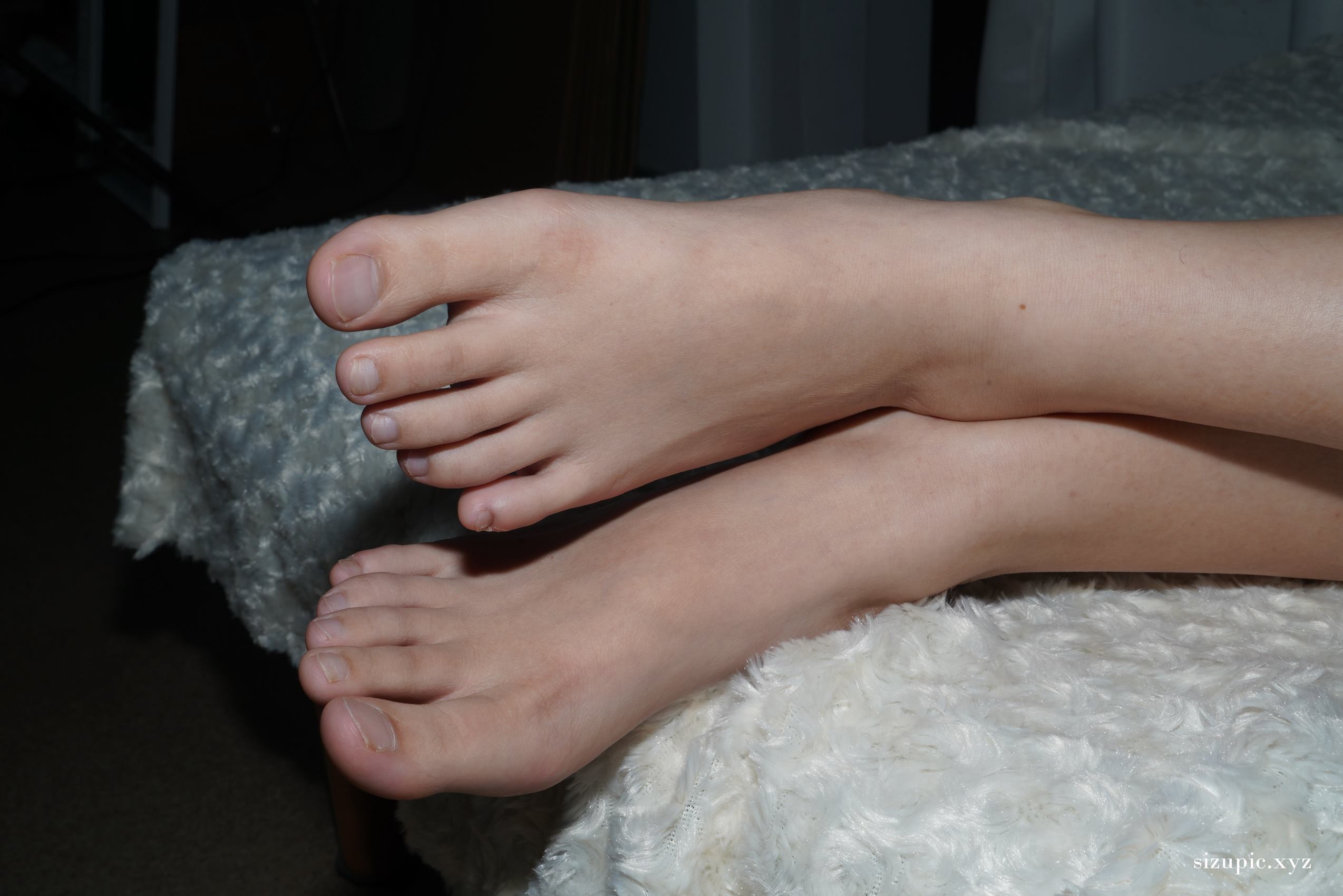 图片[74]-Pary摄影 NO.138 新模宣宣的37码美脚脚趾非常整齐[153P] – 速更版-美库