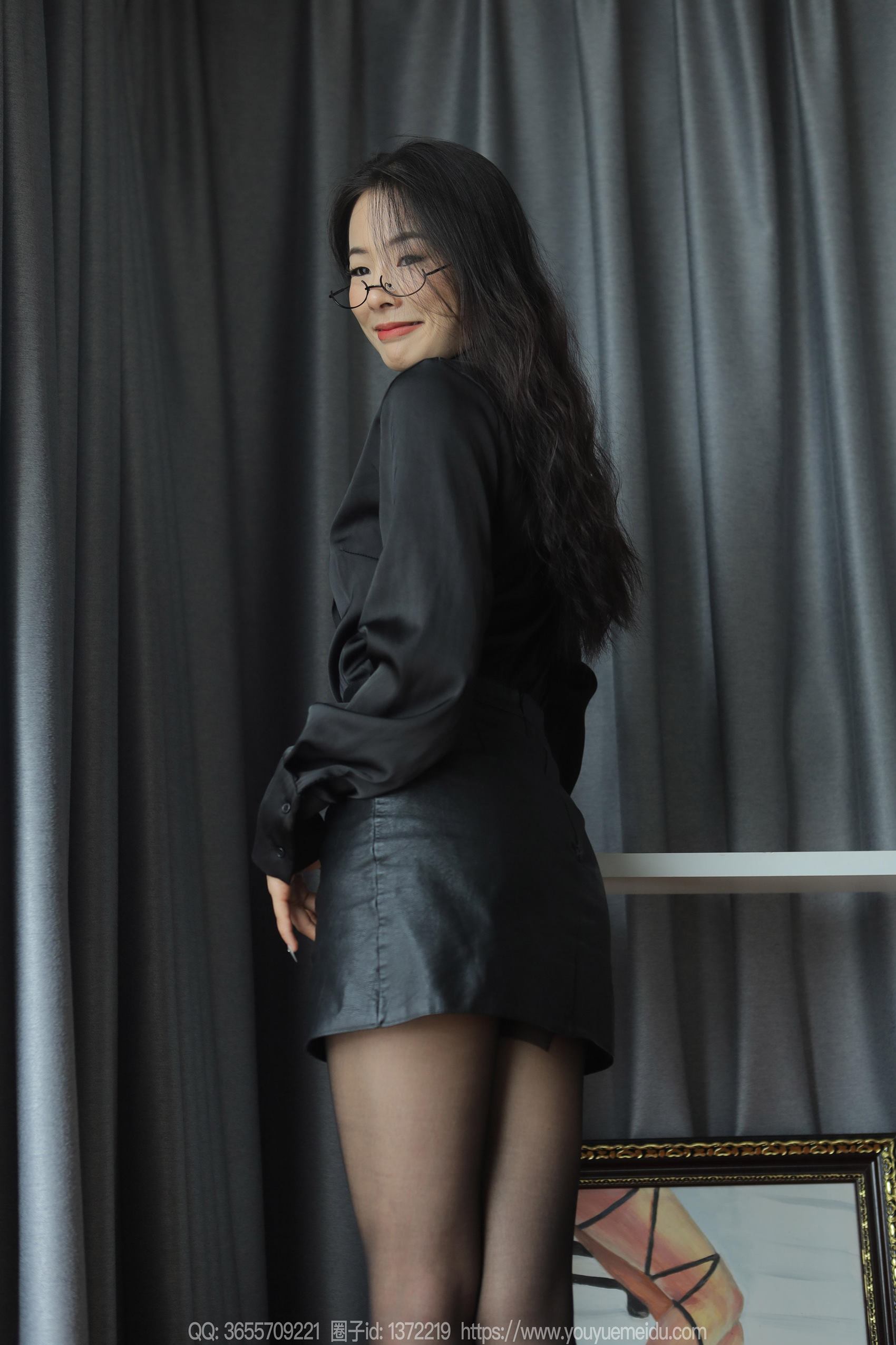 图片[33]-[IESS异思趣向] 2024.02.21 丝享家1670：小金《黑色系穿搭》[78P] – 速更版-美库