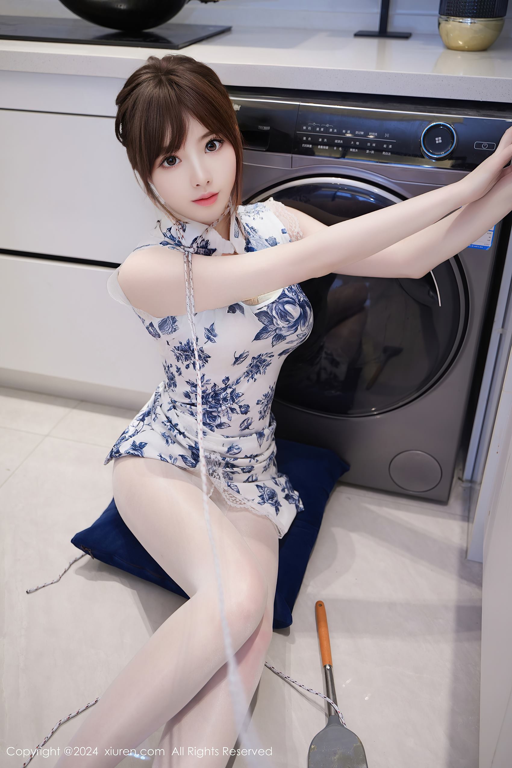 图片[15]-[Xiuren秀人网]2024.03.19 NO.8255 梦灵儿Mini 青花旗袍 [26+1P] – 速更版-美库