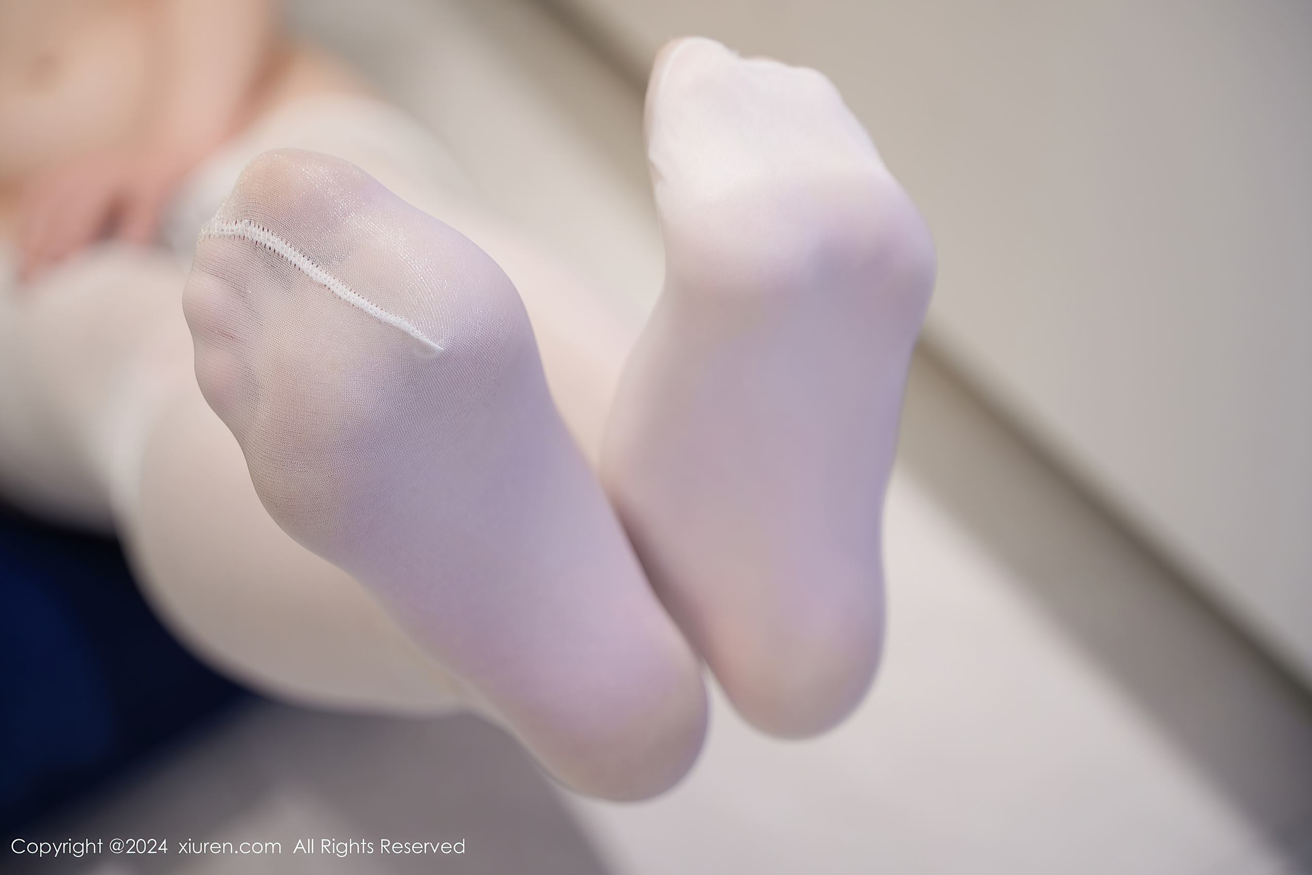 图片[24]-[Xiuren秀人网]2024.03.19 NO.8255 梦灵儿Mini 青花旗袍 [26+1P] – 速更版-美库