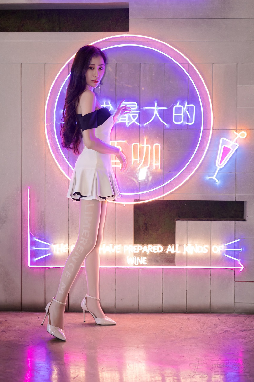 图片[44]-尤蜜丝  穿搭推广展示图集 腿控[43P] – 速更版-美库