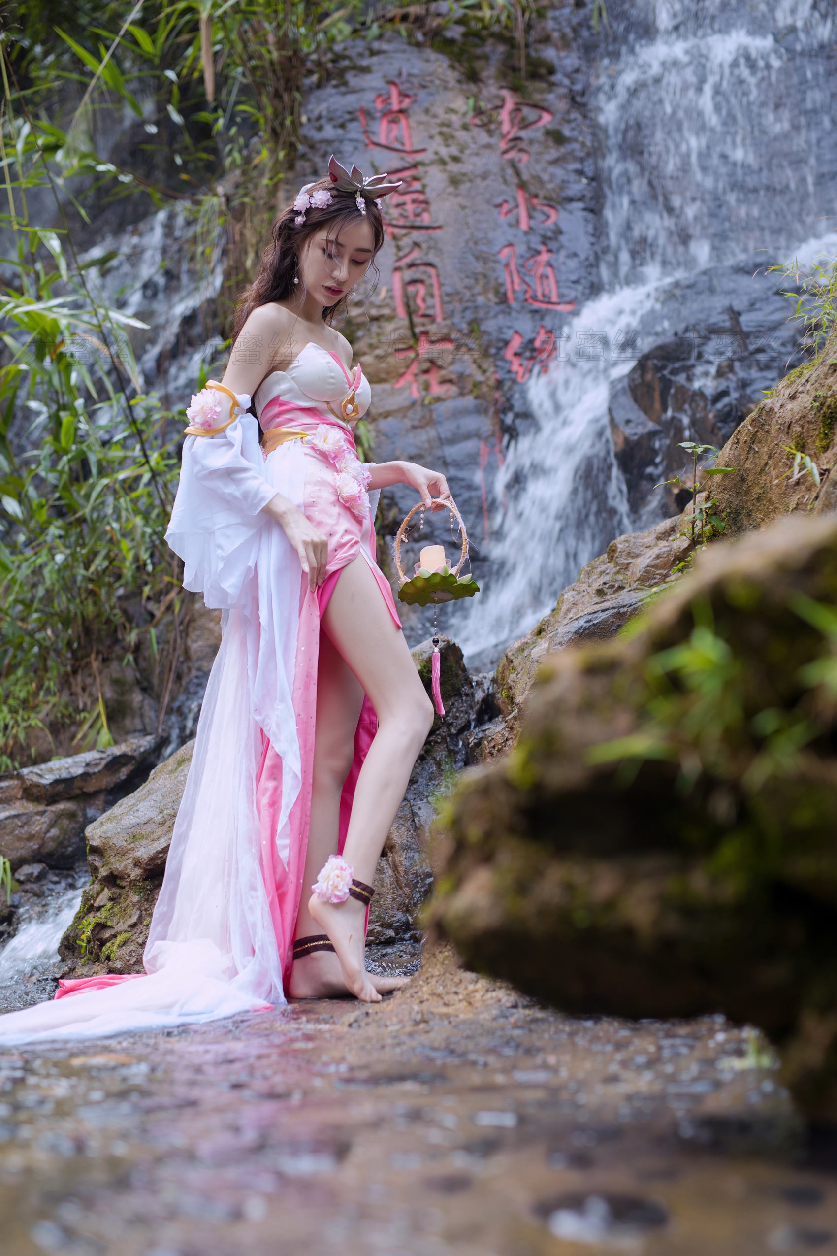 图片[16]-尤蜜丝 穿搭推广展示图集 粉色系 花仙子 [45P] – 速更版-美库