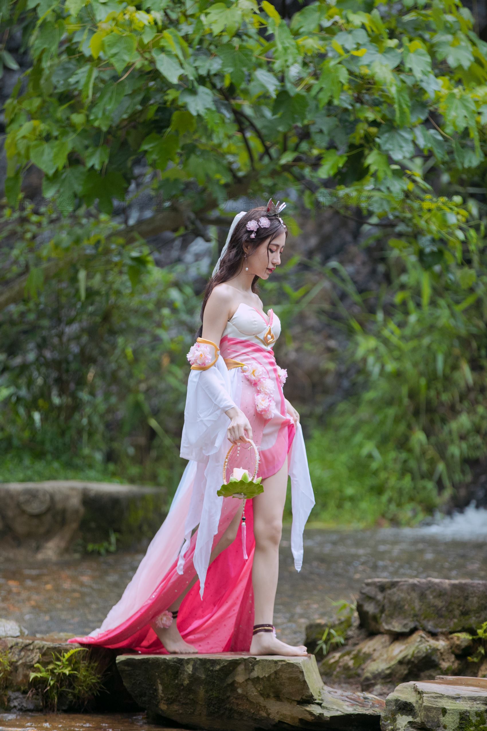 图片[26]-尤蜜丝 穿搭推广展示图集 粉色系 花仙子 [45P] – 速更版-美库