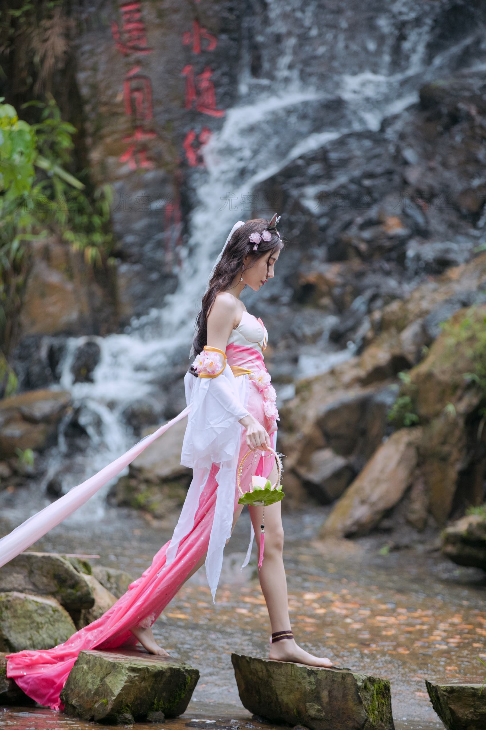 图片[30]-尤蜜丝 穿搭推广展示图集 粉色系 花仙子 [45P] – 速更版-美库