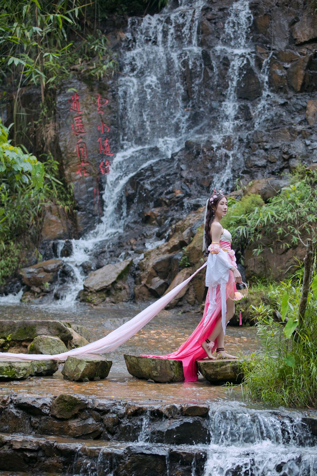 图片[33]-尤蜜丝 穿搭推广展示图集 粉色系 花仙子 [45P] – 速更版-美库