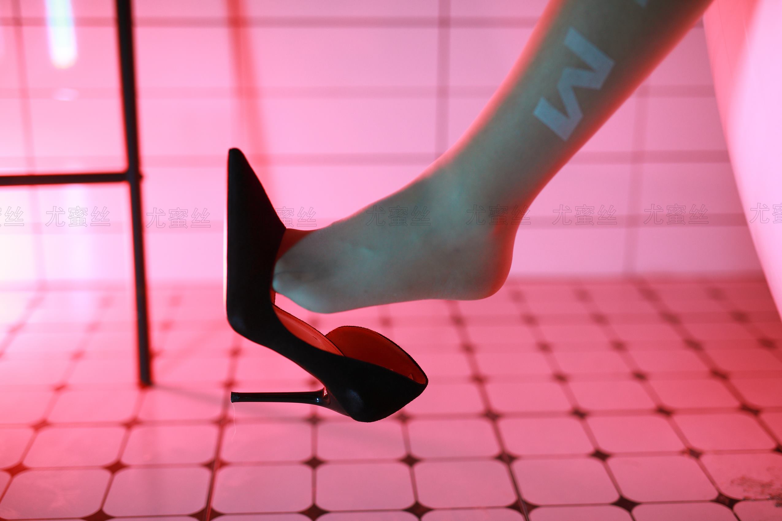 图片[58]-尤蜜丝 穿搭推广展示图集 多场景户外游[139P] – 速更版-美库