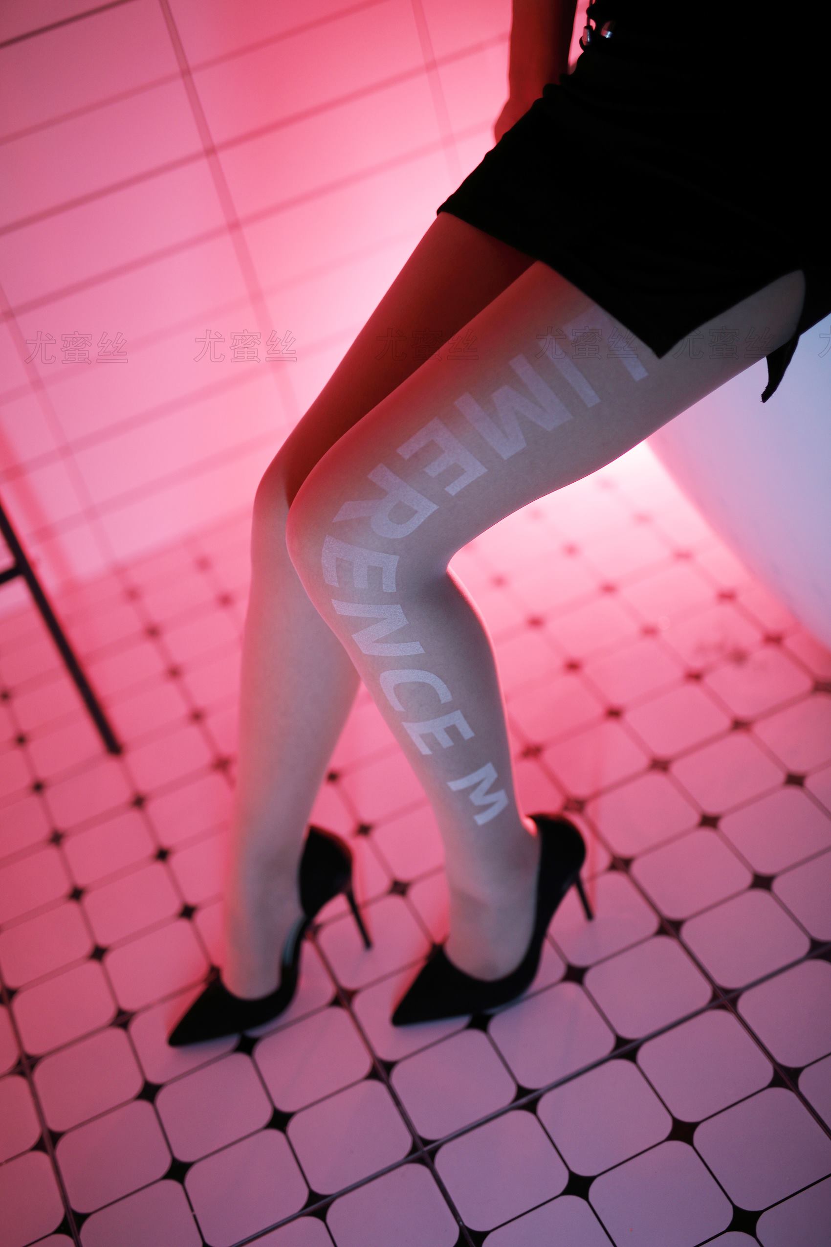 图片[62]-尤蜜丝 穿搭推广展示图集 多场景户外游[139P] – 速更版-美库