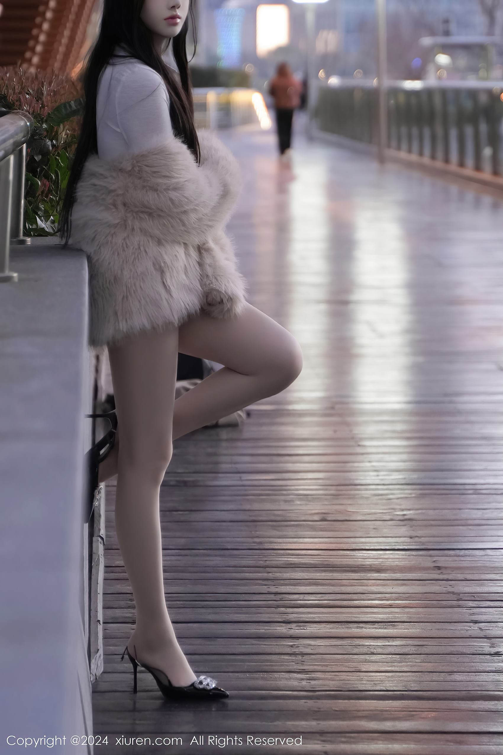 图片[11]-[Xiuren秀人网]2024.03.20 NO.8261 龙雪儿 沉默的你呀 [25+1P] – 速更版-美库