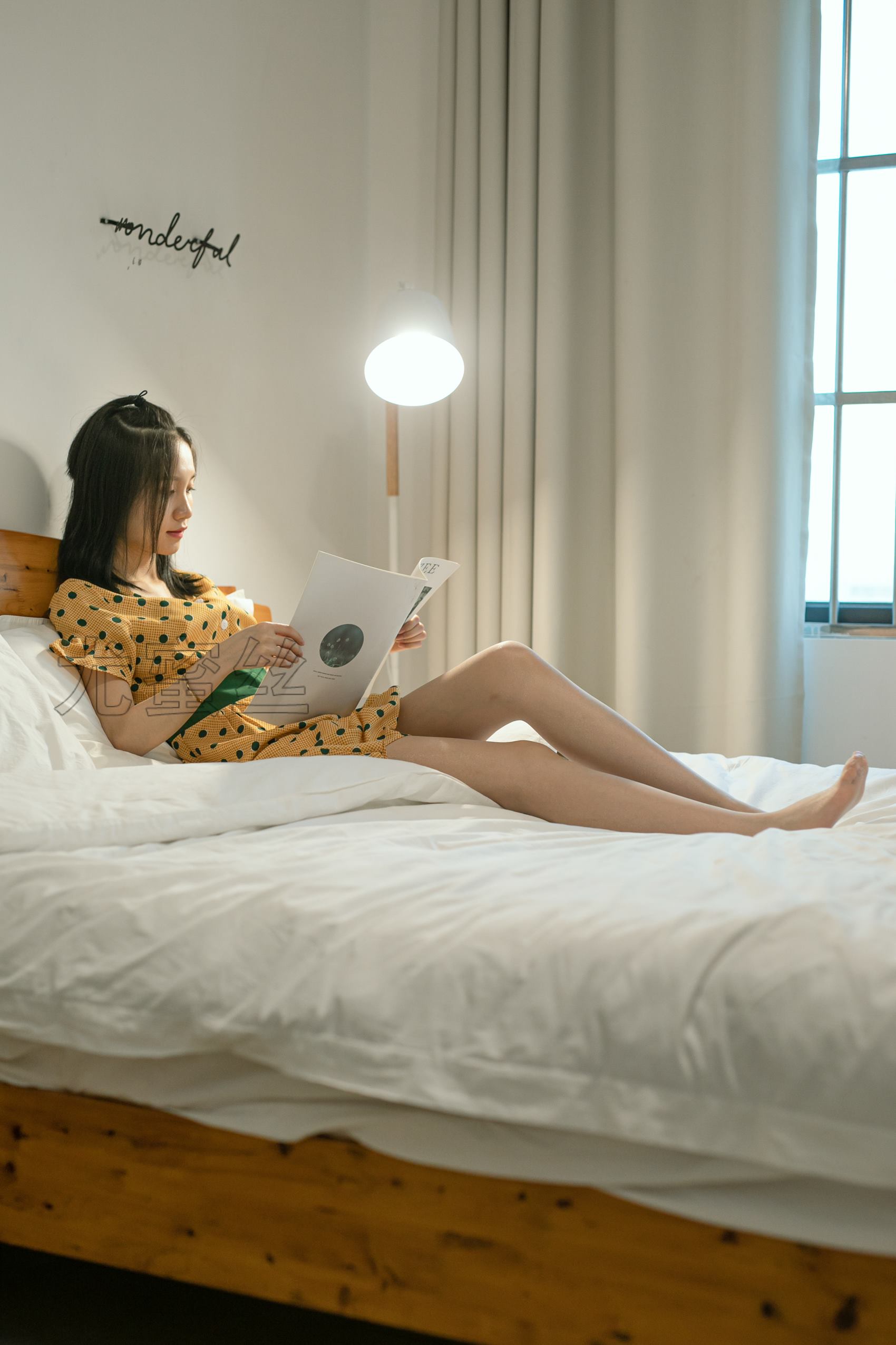 图片[53]-尤蜜丝  穿搭推广展示图集 肉丝搭配白色细高跟[137P] – 速更版-美库