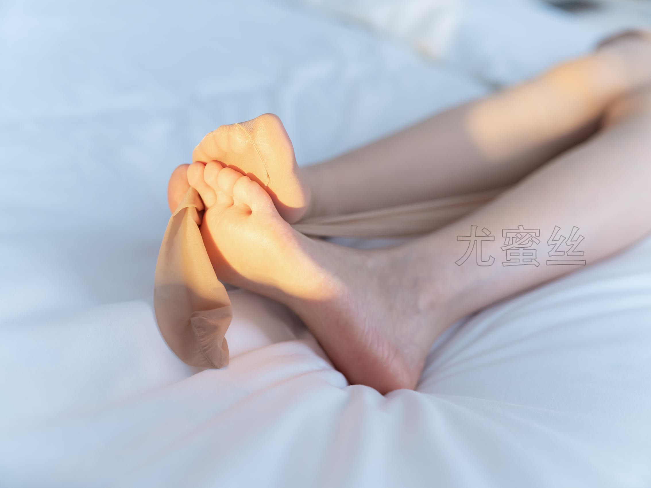 图片[30]-[尤蜜丝]尤蜜丝  穿搭推广展示图集 清晨的肉丝和红格子裙[88P] – 速更版-美库