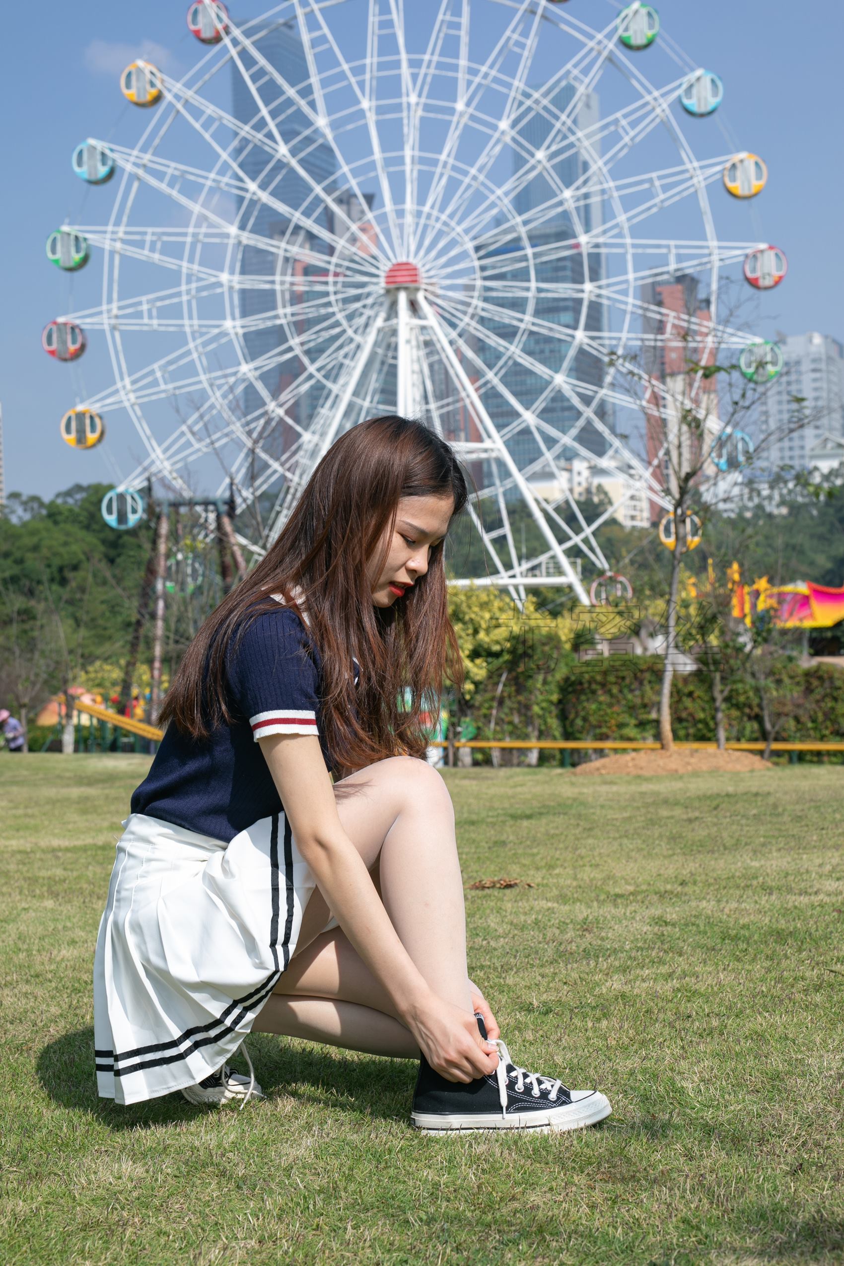 图片[14]-[尤蜜丝]尤蜜丝  穿搭推广展示图集 像个孩子一样的淘气[209P] – 速更版-美库