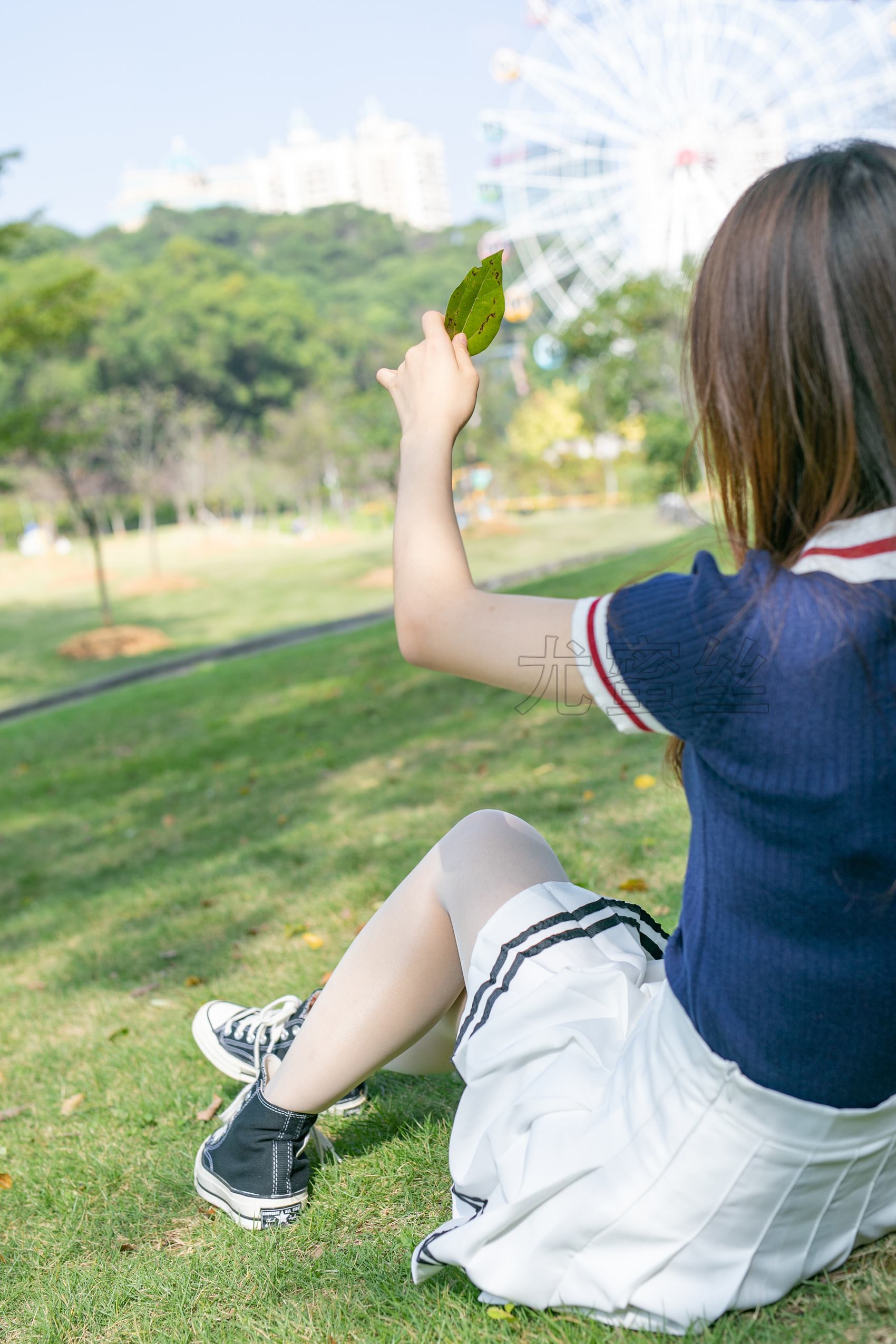 图片[20]-[尤蜜丝]尤蜜丝  穿搭推广展示图集 像个孩子一样的淘气[209P] – 速更版-美库