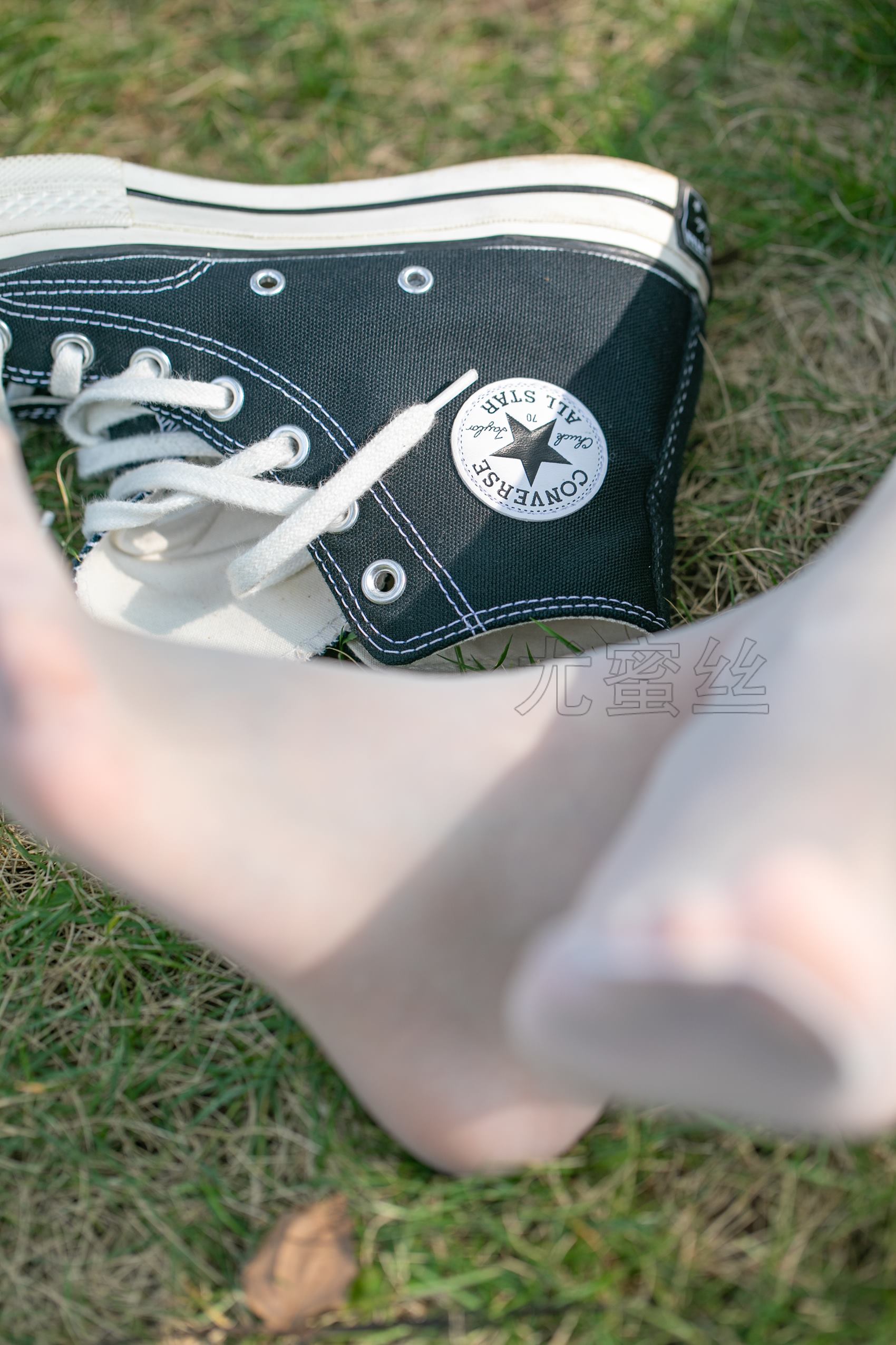 图片[60]-[尤蜜丝]尤蜜丝  穿搭推广展示图集 像个孩子一样的淘气[209P] – 速更版-美库