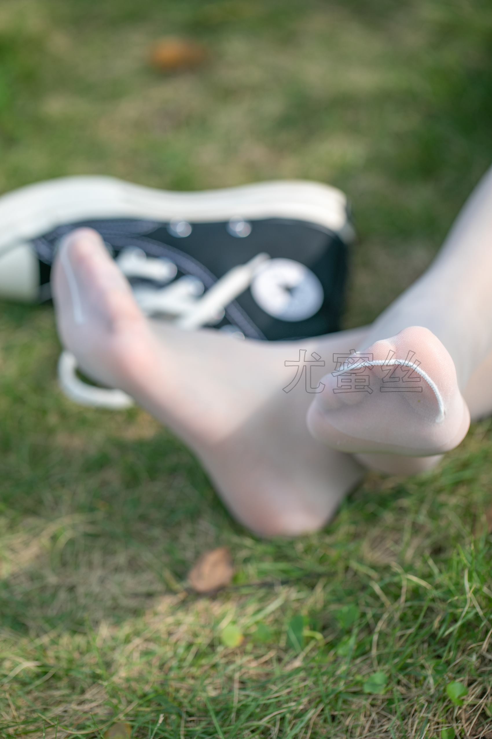 图片[61]-[尤蜜丝]尤蜜丝  穿搭推广展示图集 像个孩子一样的淘气[209P] – 速更版-美库