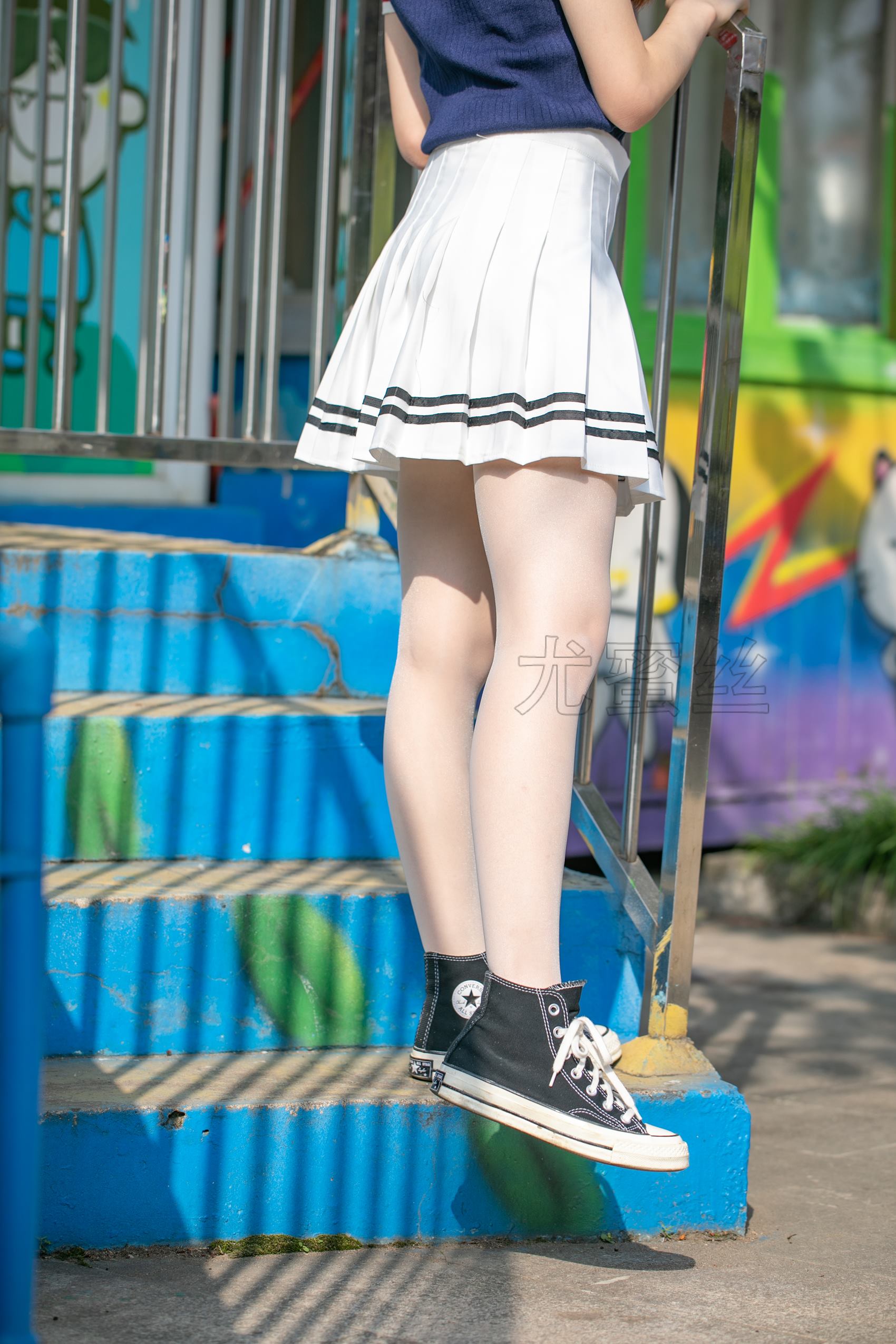 图片[74]-[尤蜜丝]尤蜜丝  穿搭推广展示图集 像个孩子一样的淘气[209P] – 速更版-美库