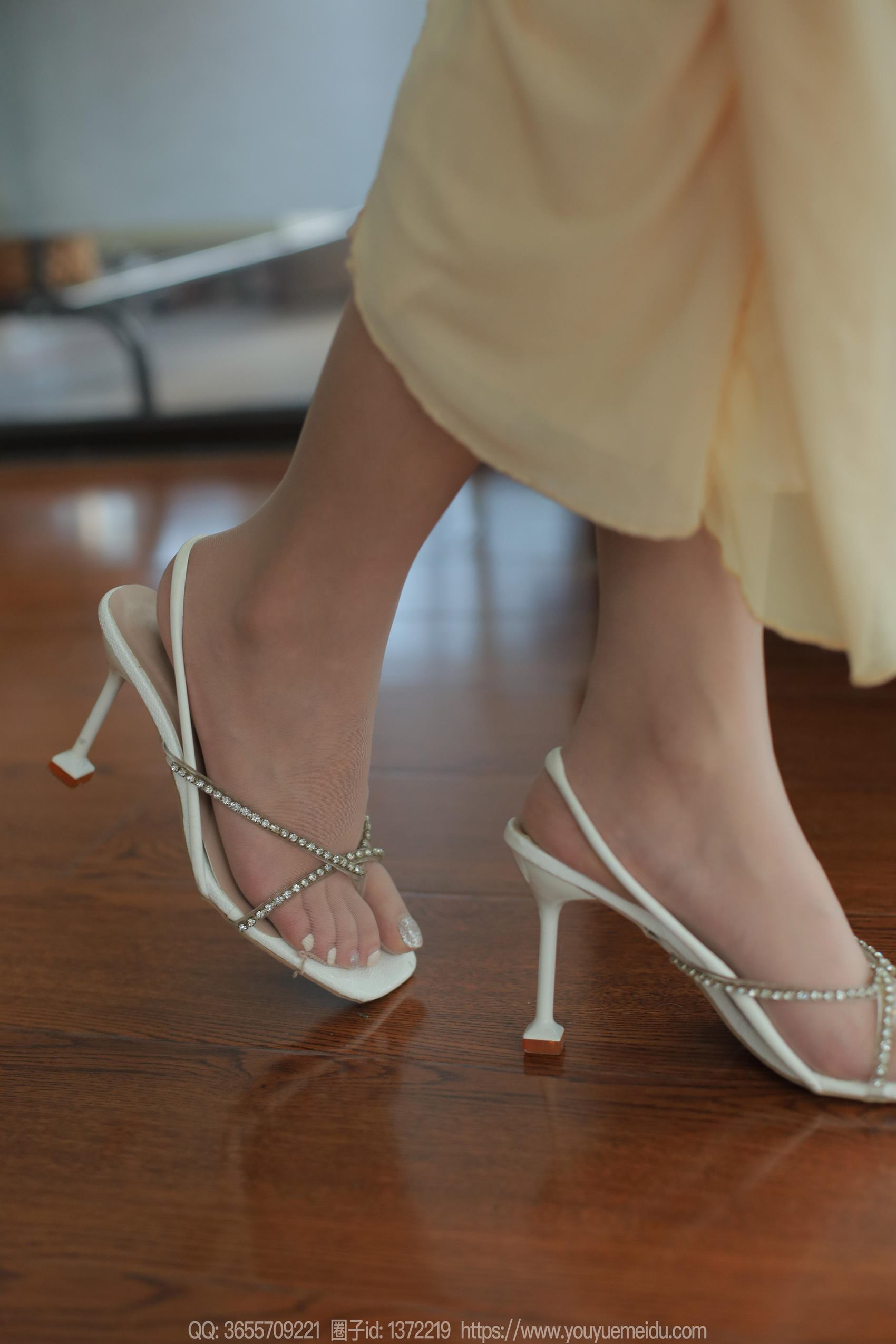 图片[59]-[IESS异思趣向] 2024.02.23 丝享家1672：婉萍《黄色包臀裙（上）》[61P] – 速更版-美库