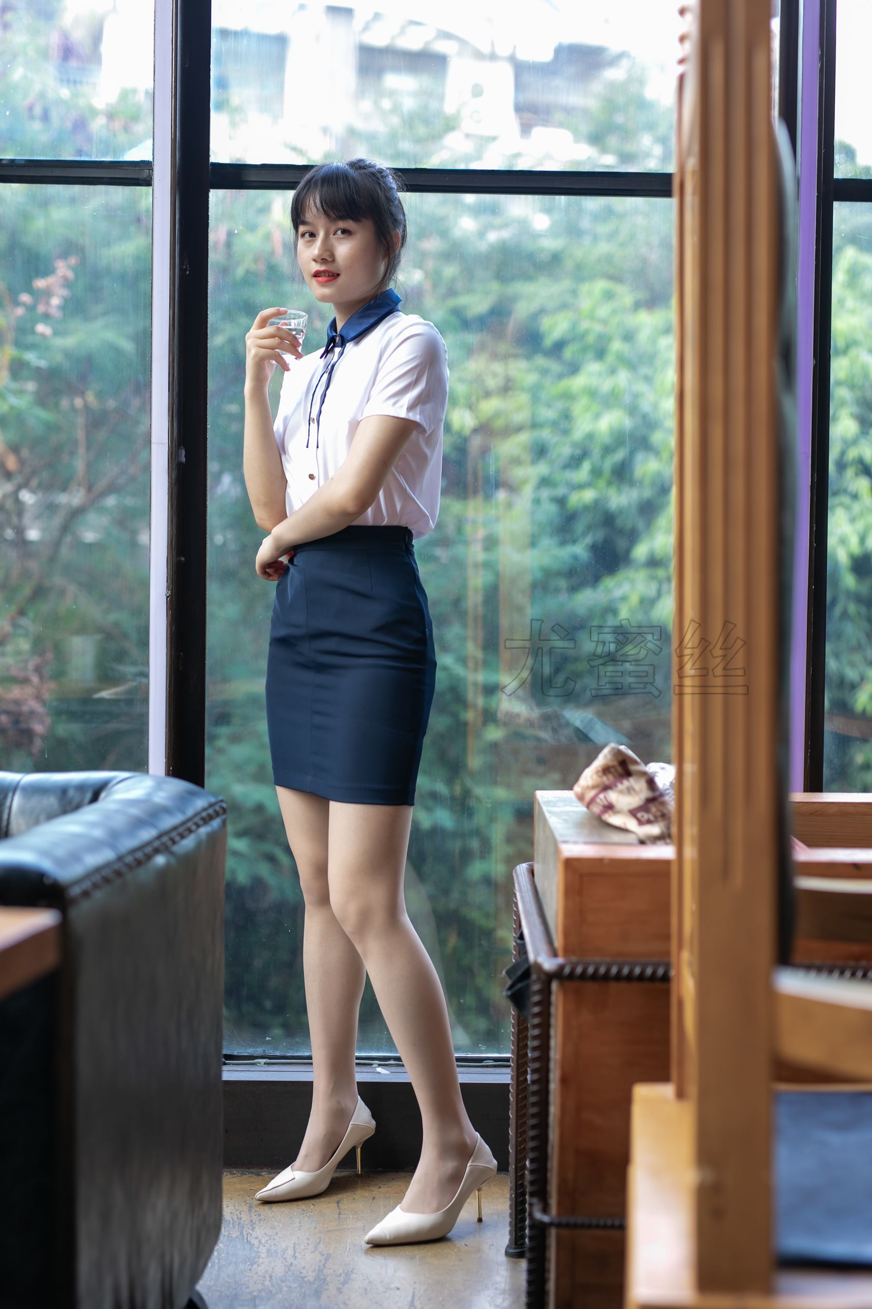 图片[12]-尤蜜丝 穿搭推广展示图集 室内室外天台 [95P] – 速更版-美库