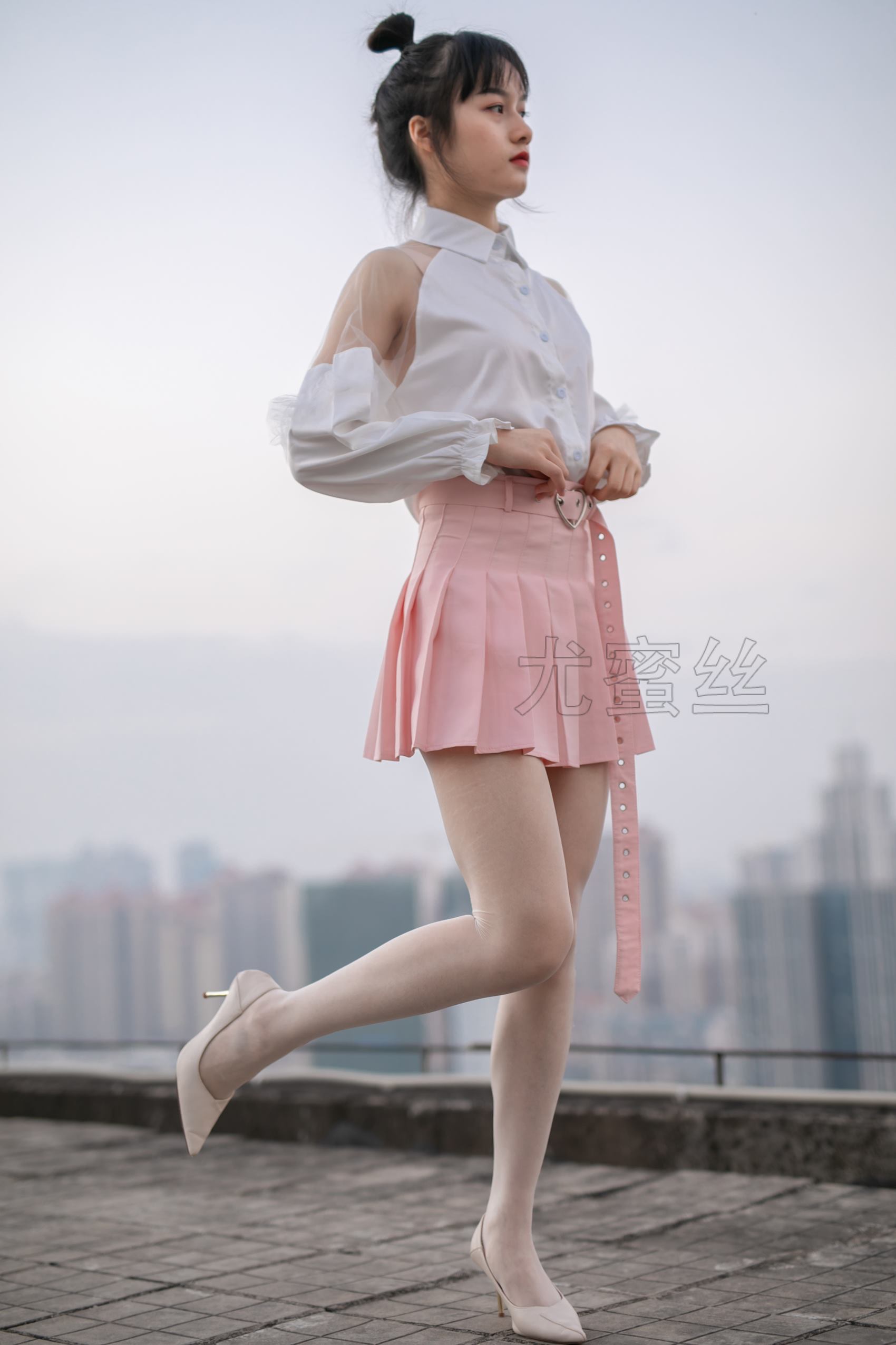 图片[41]-尤蜜丝 穿搭推广展示图集 室内室外天台 [95P] – 速更版-美库