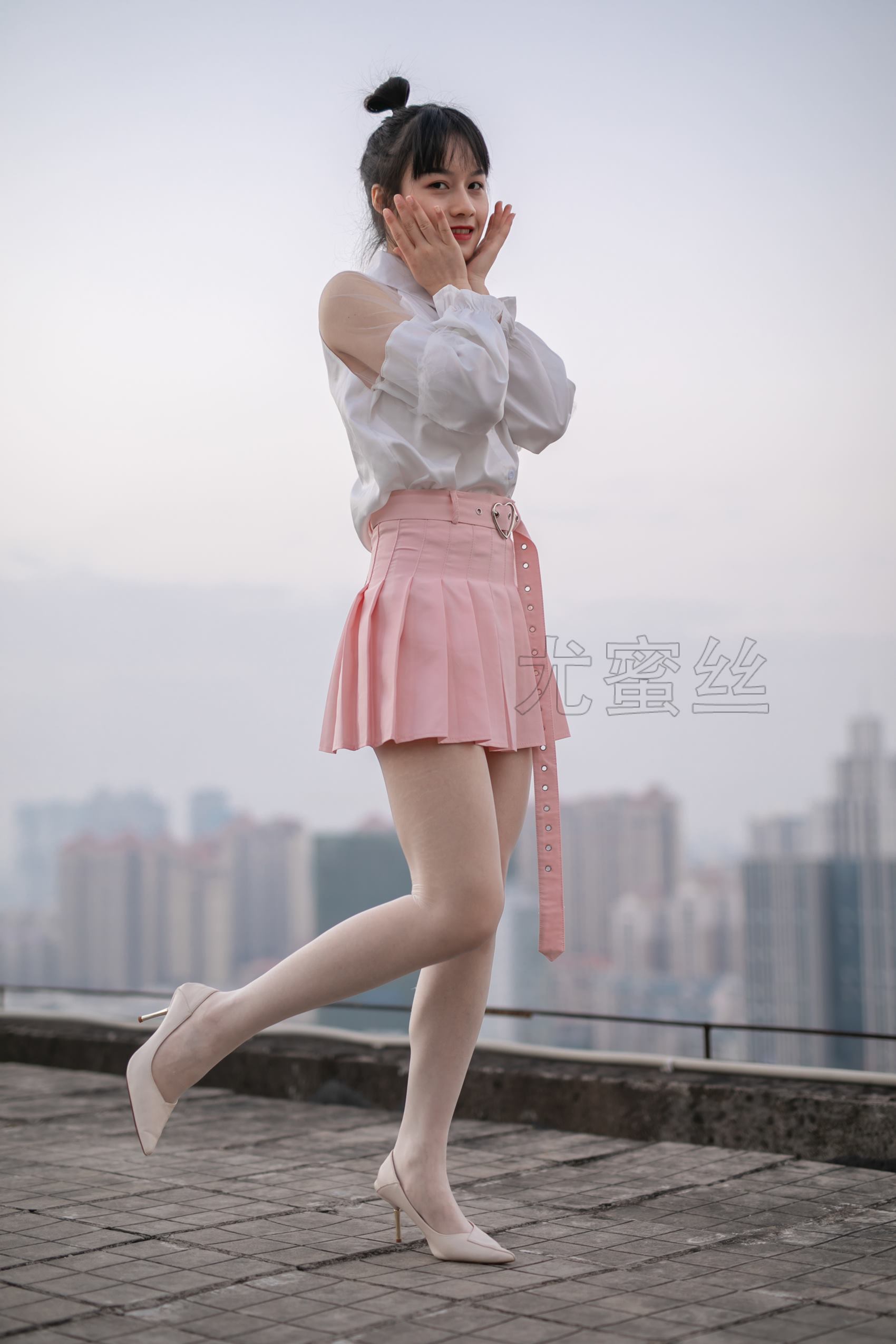 图片[42]-尤蜜丝 穿搭推广展示图集 室内室外天台 [95P] – 速更版-美库