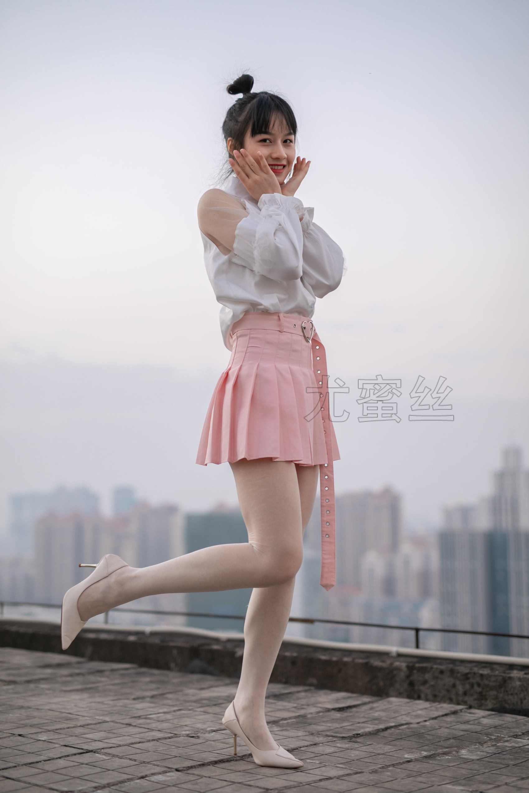 图片[43]-尤蜜丝 穿搭推广展示图集 室内室外天台 [95P] – 速更版-美库