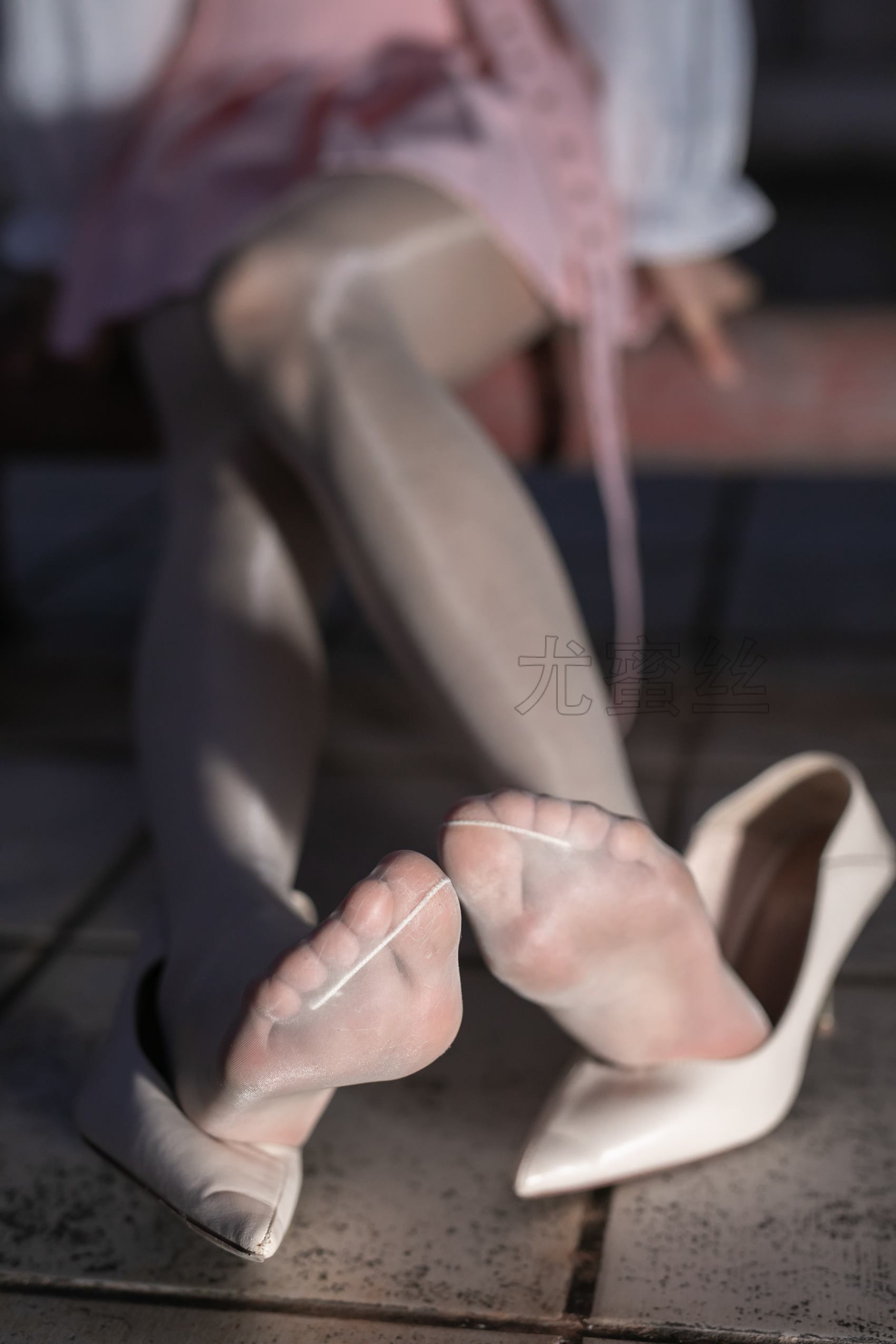 图片[73]-尤蜜丝 穿搭推广展示图集 室内室外天台 [95P] – 速更版-美库