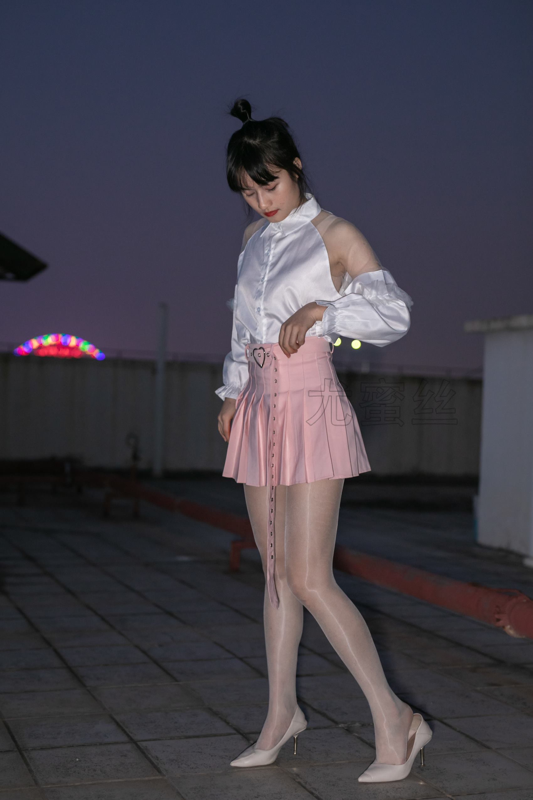 图片[76]-尤蜜丝 穿搭推广展示图集 室内室外天台 [95P] – 速更版-美库