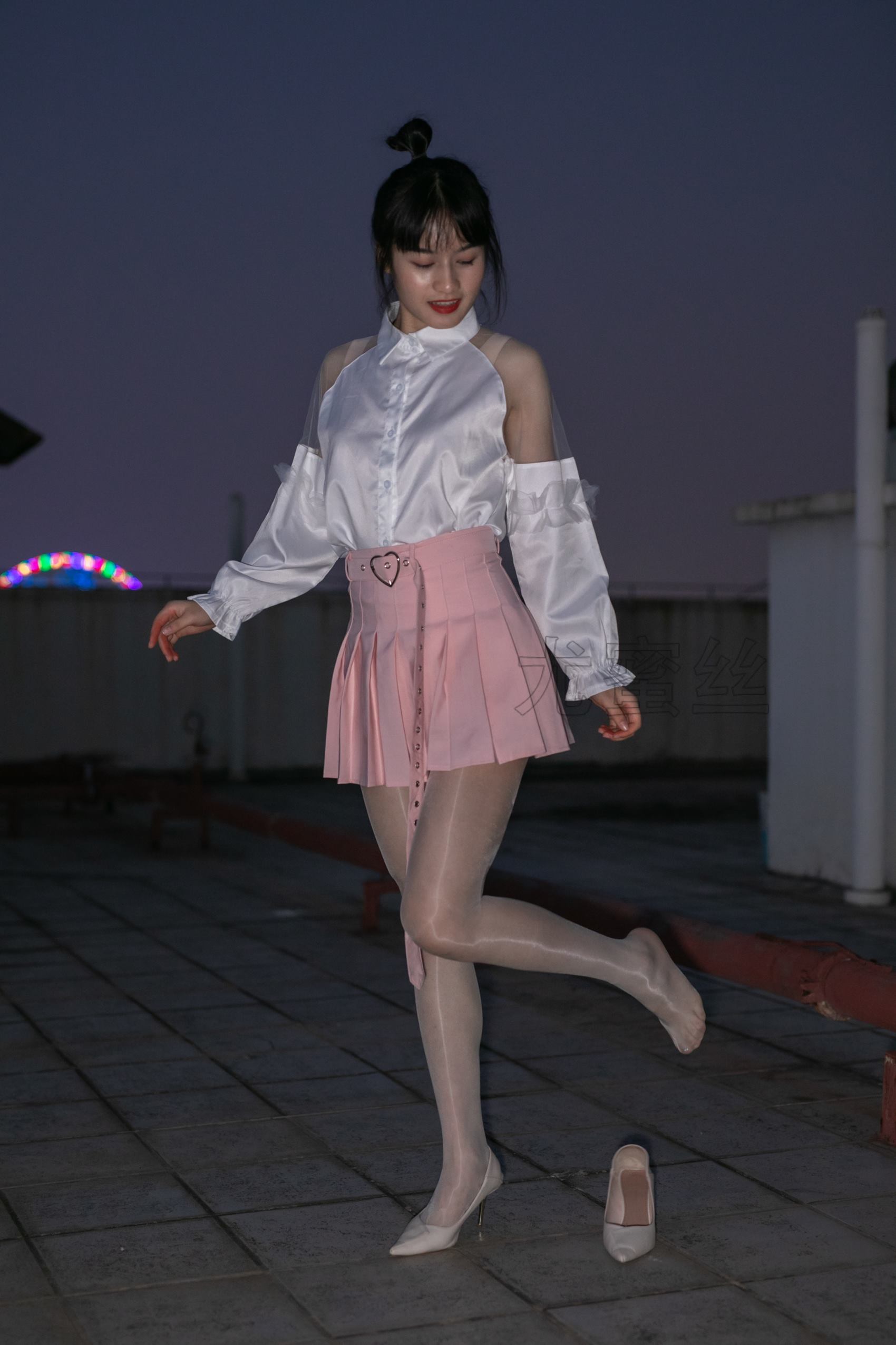 图片[77]-尤蜜丝 穿搭推广展示图集 室内室外天台 [95P] – 速更版-美库