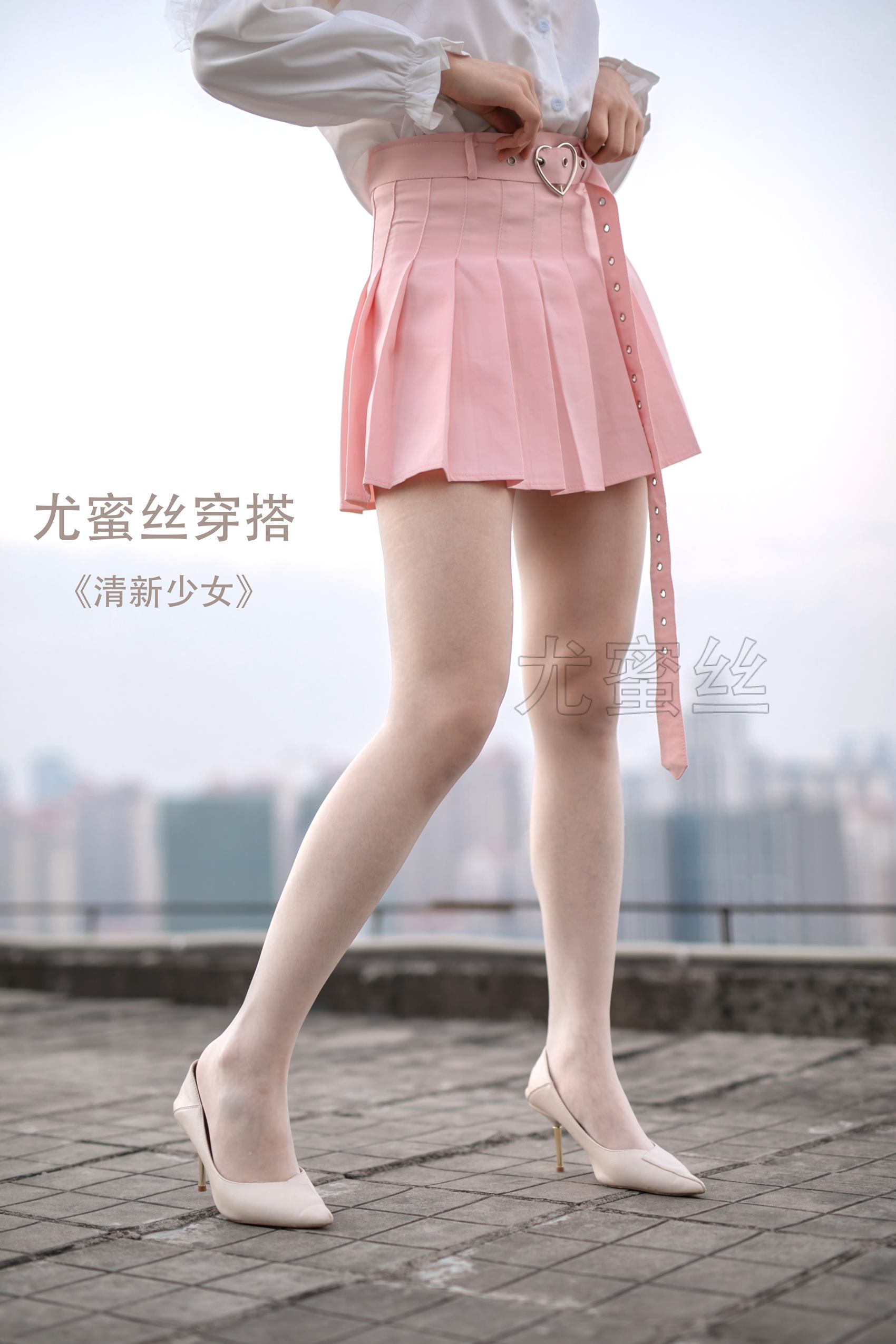 图片[83]-尤蜜丝 穿搭推广展示图集 室内室外天台 [95P] – 速更版-美库