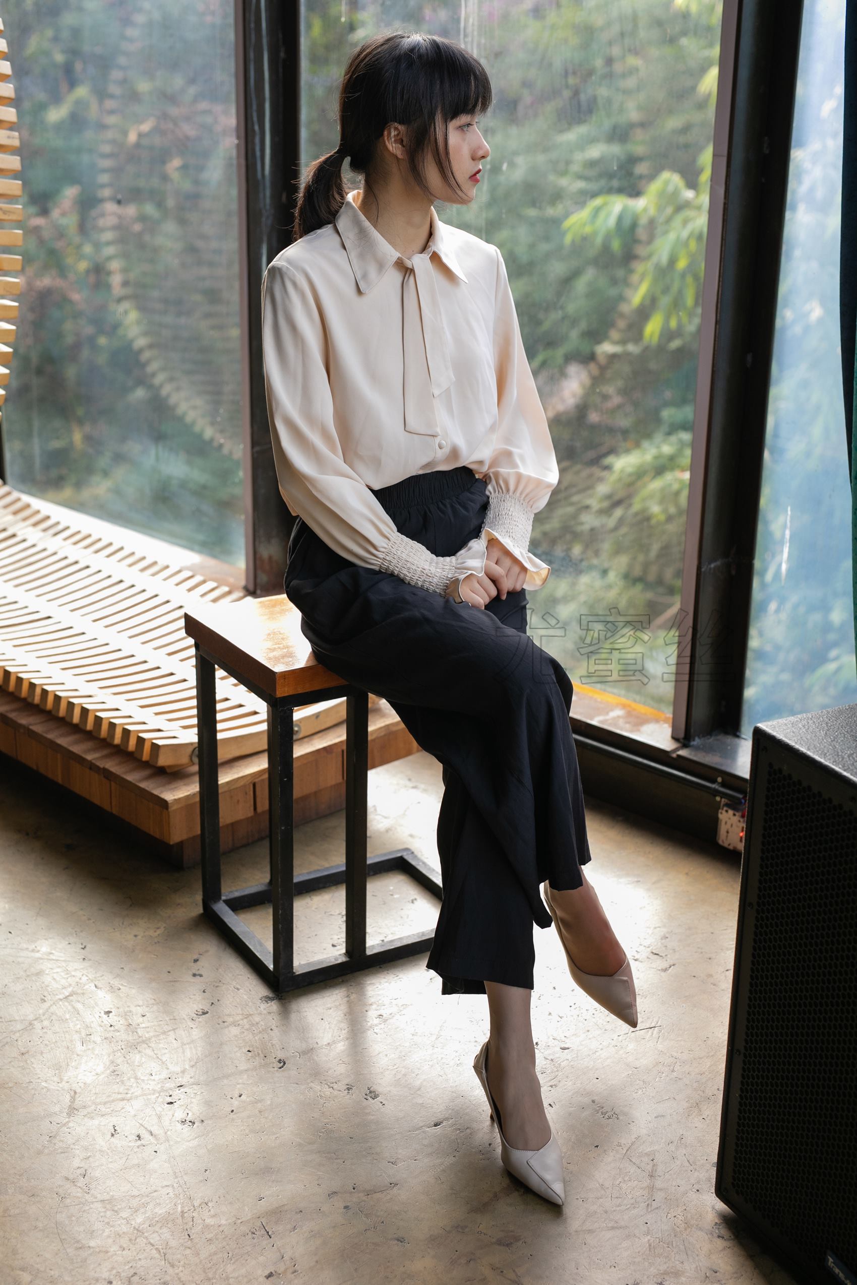 图片[87]-尤蜜丝 穿搭推广展示图集 室内室外天台 [95P] – 速更版-美库