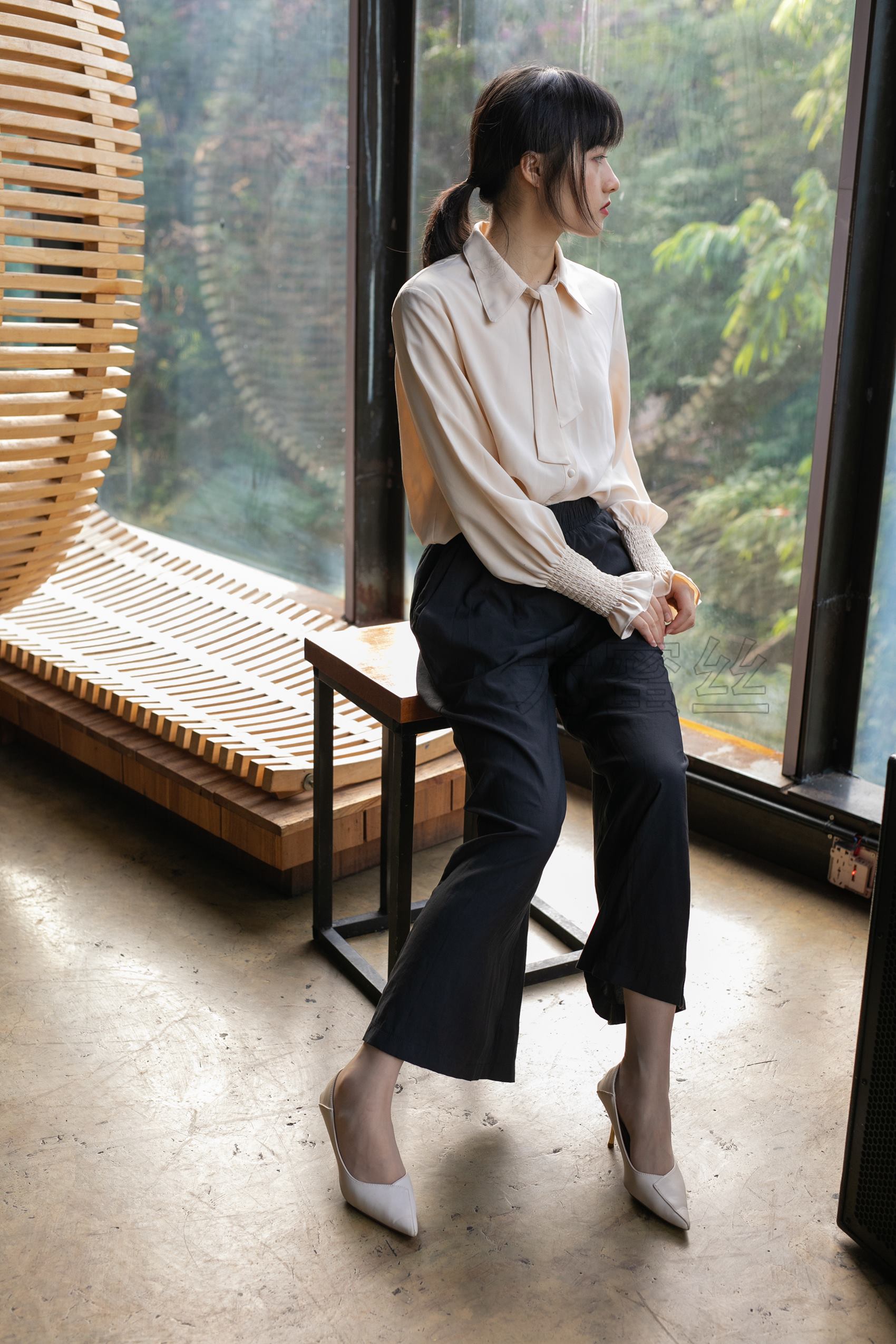 图片[88]-尤蜜丝 穿搭推广展示图集 室内室外天台 [95P] – 速更版-美库