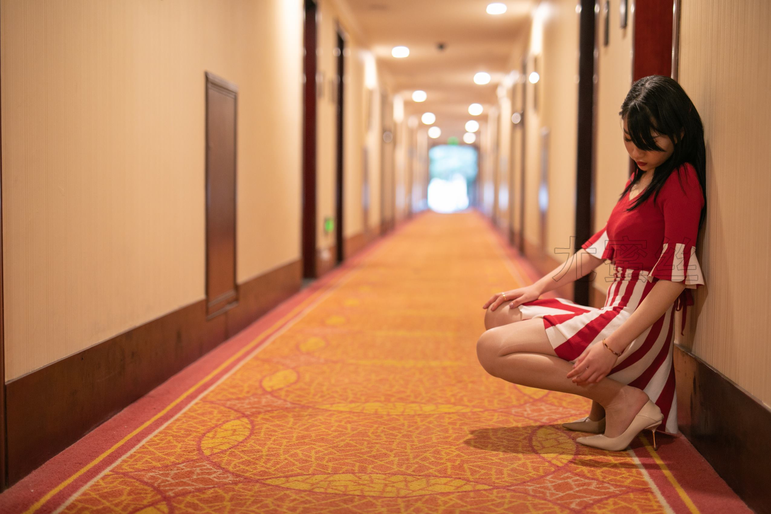 图片[12]-尤蜜丝  穿搭推广展示图集 红白条纹[82P] – 速更版-美库