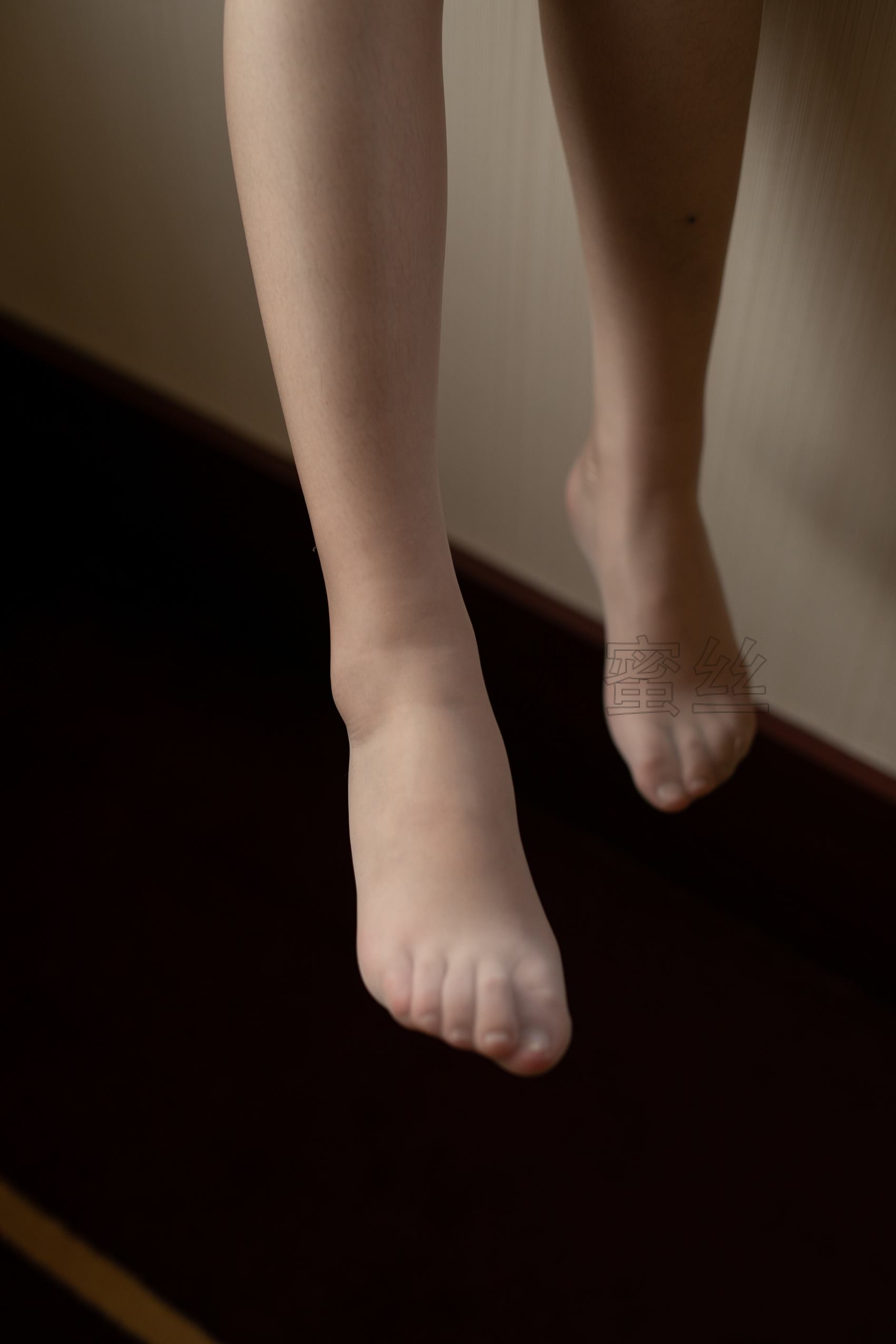 图片[78]-尤蜜丝  穿搭推广展示图集 红白条纹[82P] – 速更版-美库