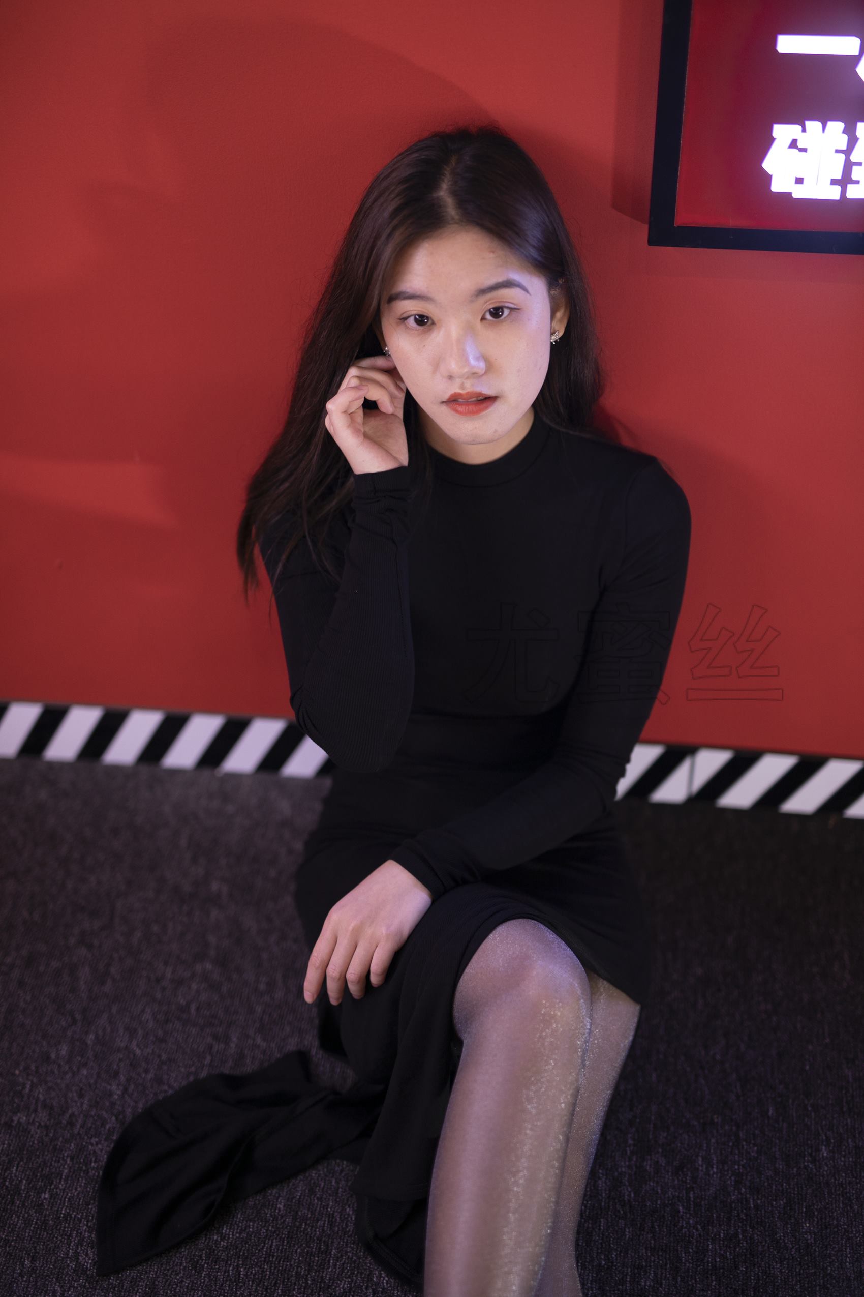 图片[29]-尤蜜丝 穿搭推广展示图集 超市里的黑丝与肉丝[57P] – 速更版-美库