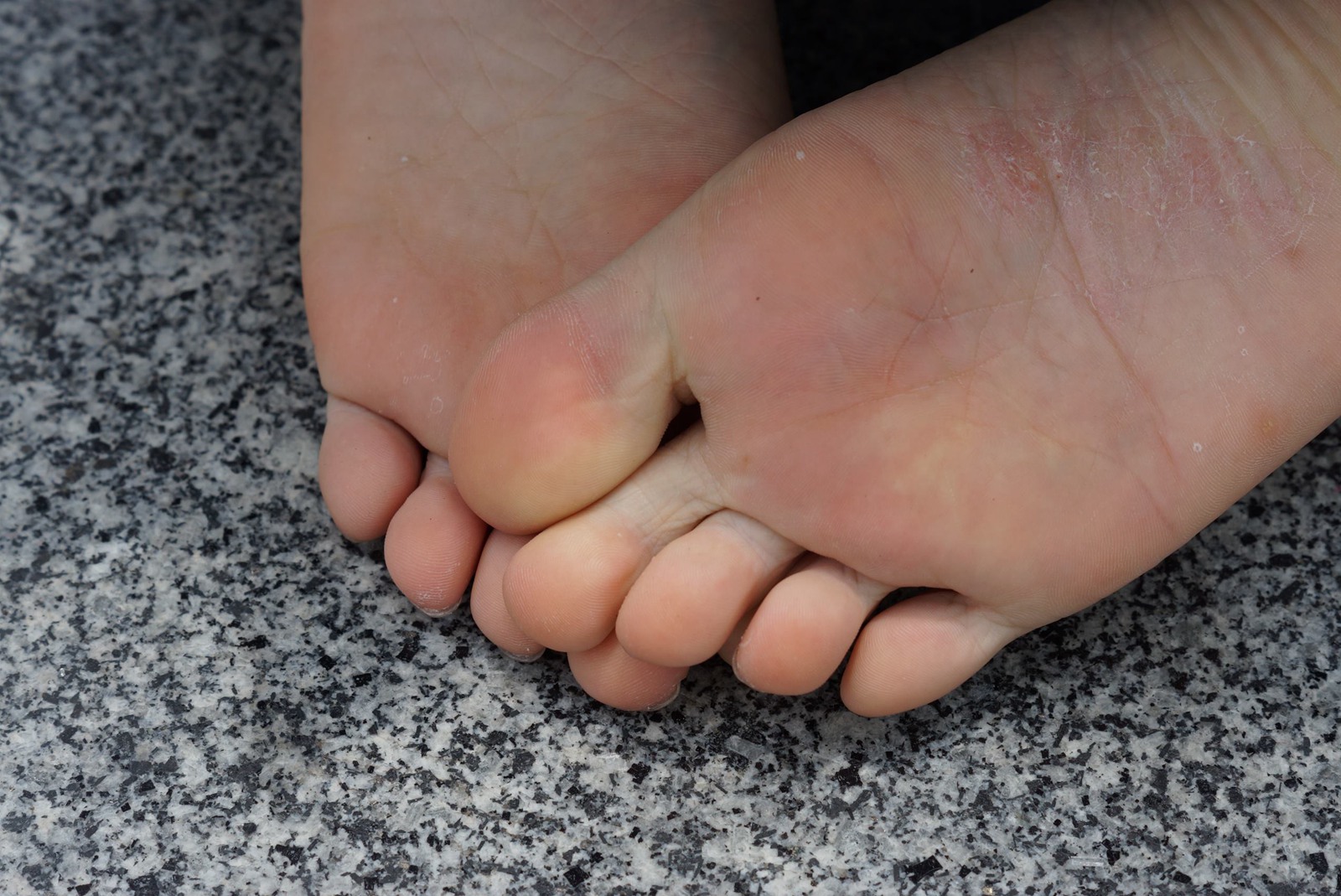 图片[45]-自由摄影 No.121 优质大学生风韵的脚丫 [68P] – 速更版-美库