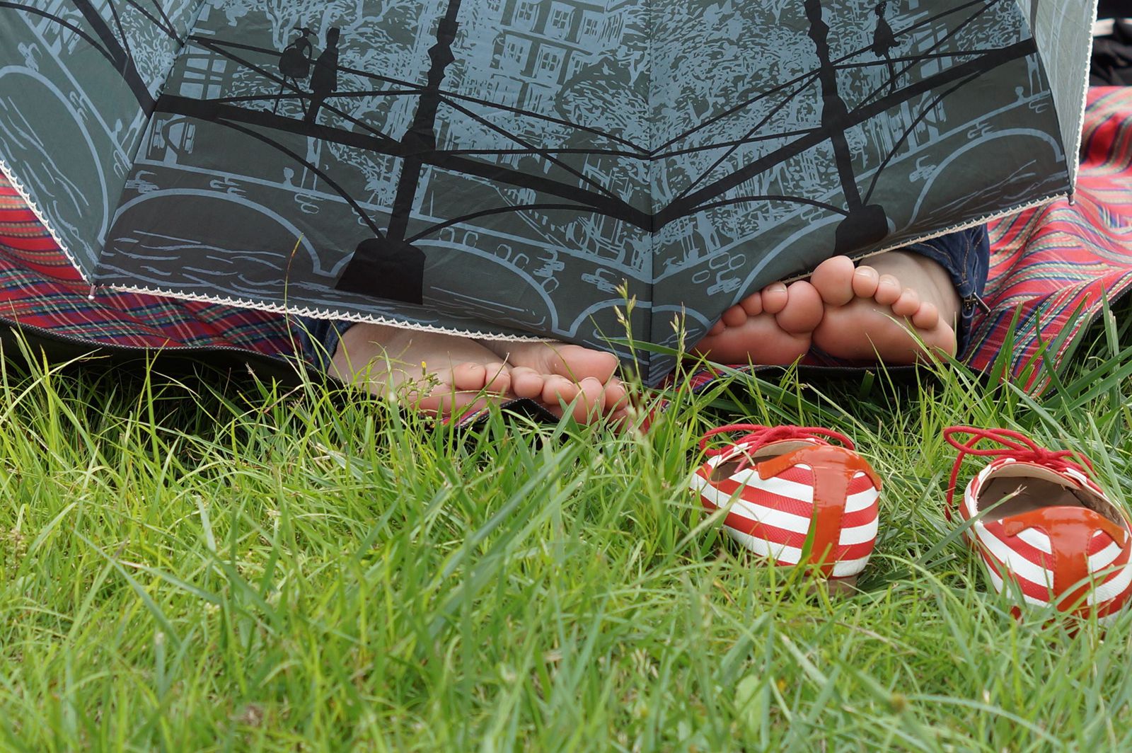 图片[42]-自由摄影 No.122 瞬间的永恒，两个MM完全不知 [51P] – 速更版-美库