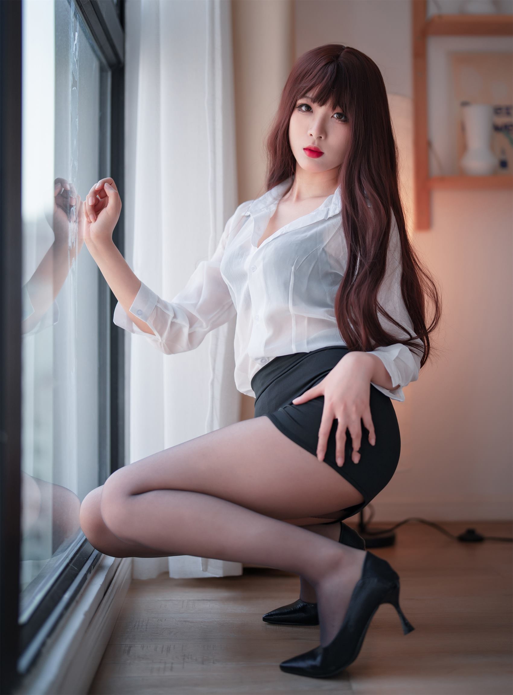 图片[29]-网紅Coser@轩萧学姐 八月定制ol [36P] – 速更版-美库