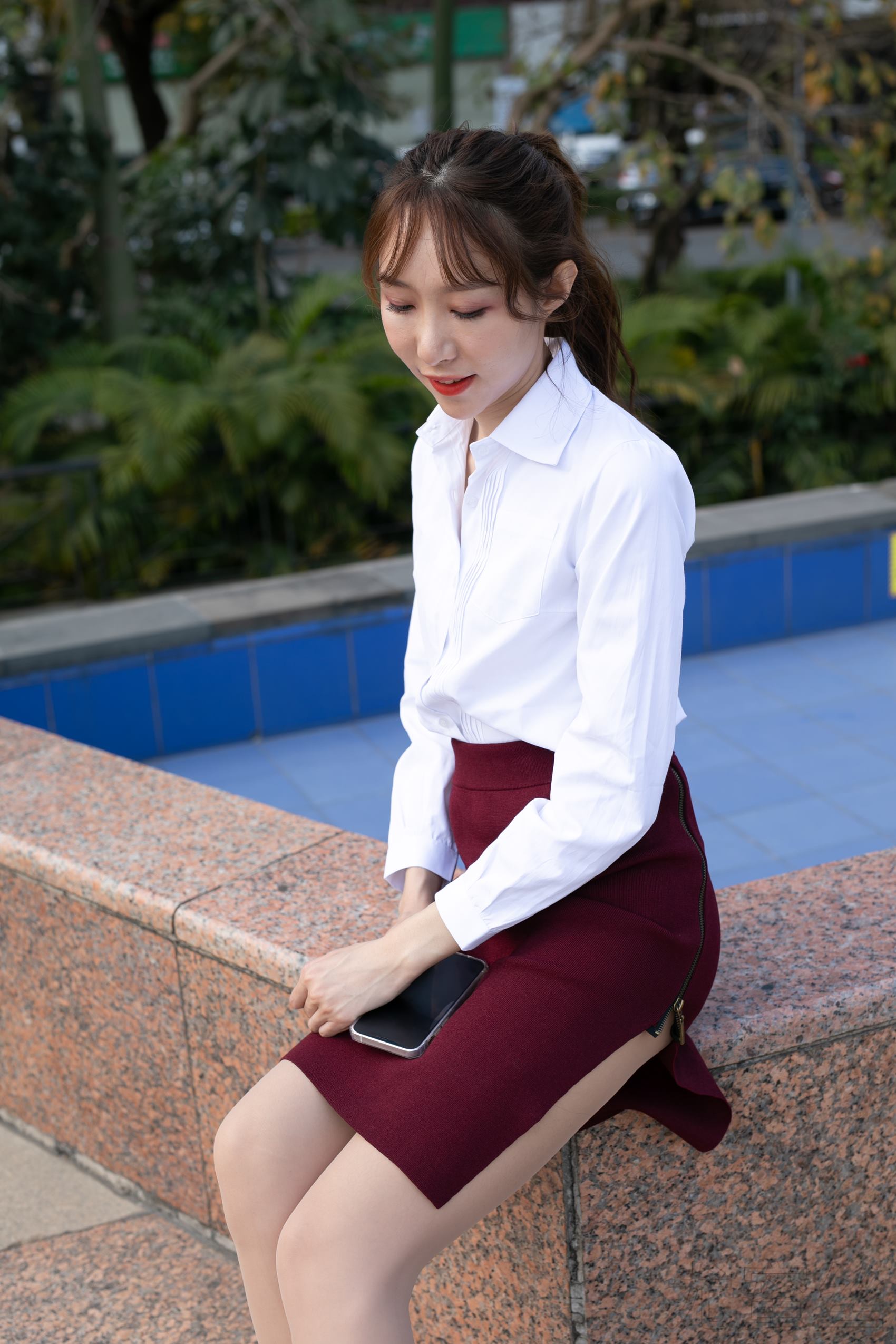 图片[26]-尤蜜丝  穿搭推广展示图集 白衣肉丝红裙[46P] – 速更版-美库