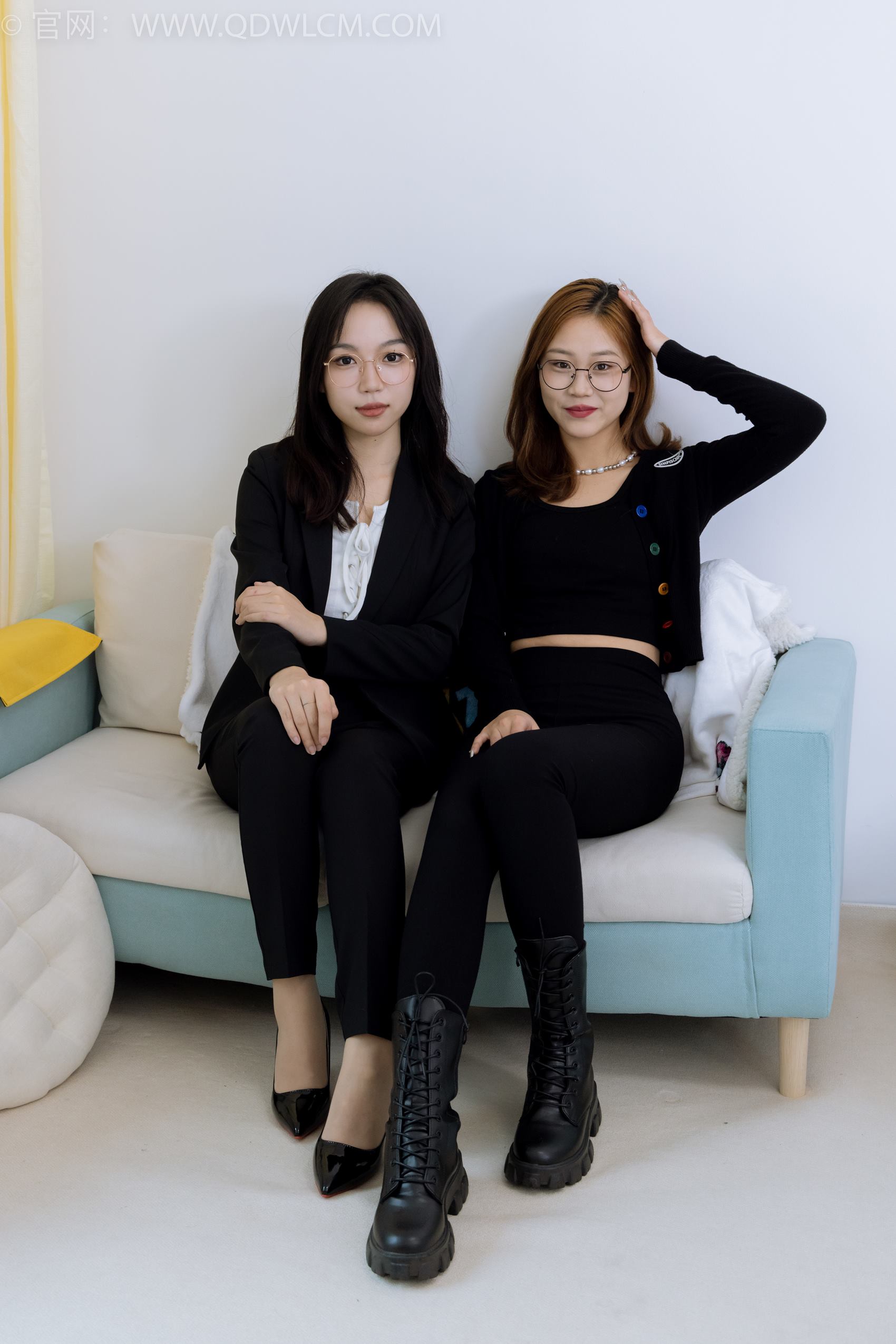 图片[14]-物恋传媒 NO.1901 纱纱&桃桃-马丁靴、高跟鞋、肉丝、裸足[170P] – 速更版-美库