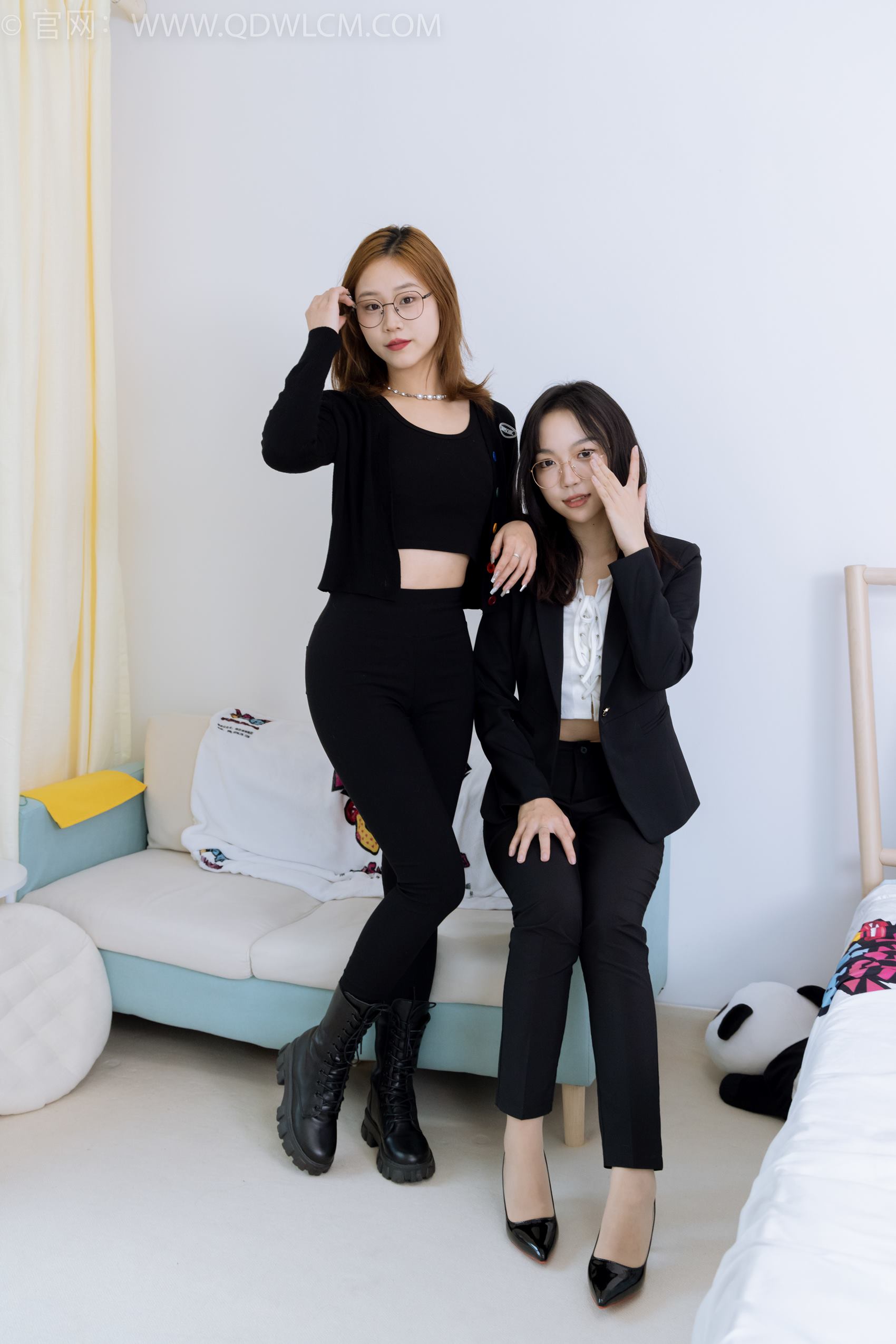 图片[28]-物恋传媒 NO.1901 纱纱&桃桃-马丁靴、高跟鞋、肉丝、裸足[170P] – 速更版-美库