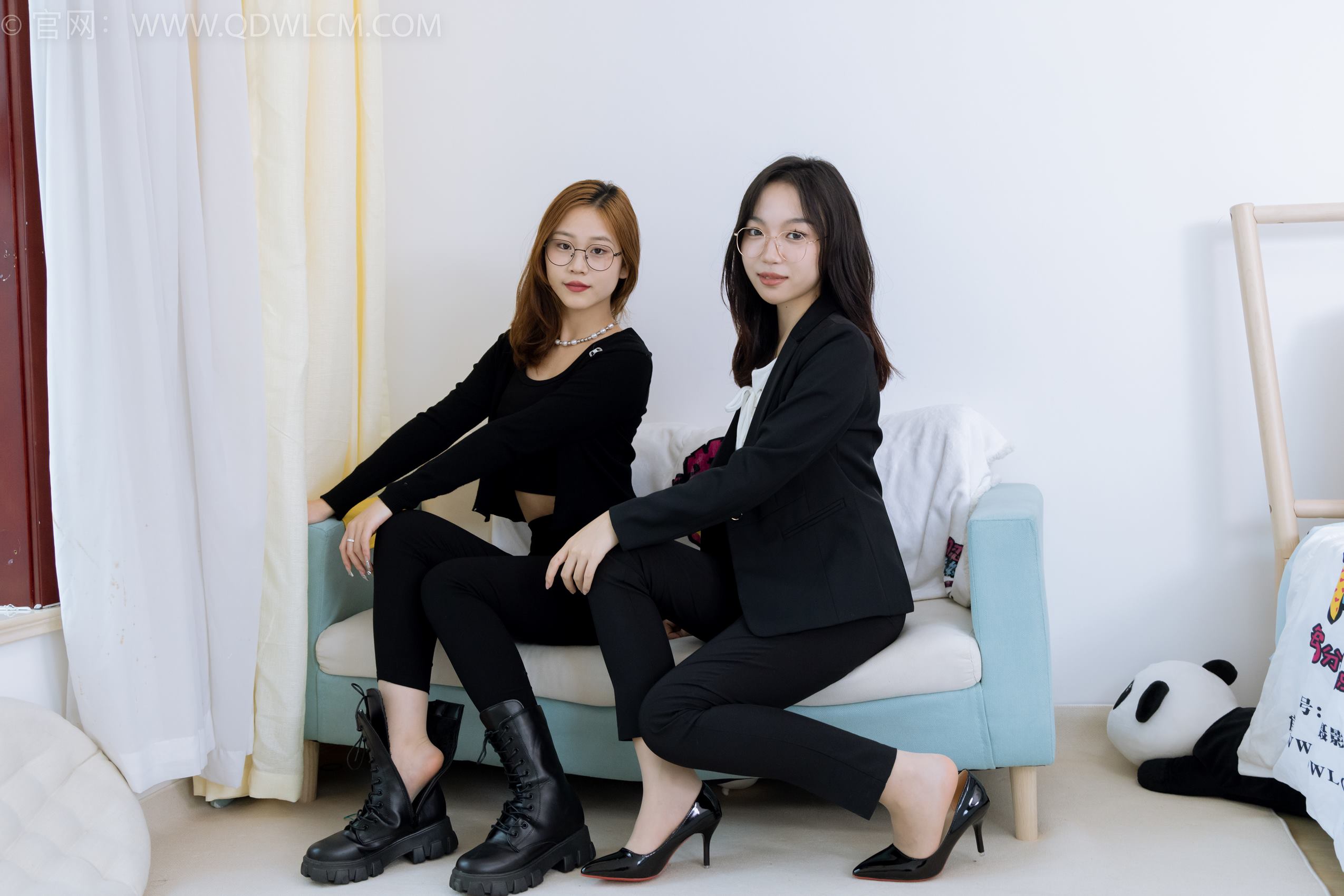 图片[58]-物恋传媒 NO.1901 纱纱&桃桃-马丁靴、高跟鞋、肉丝、裸足[170P] – 速更版-美库