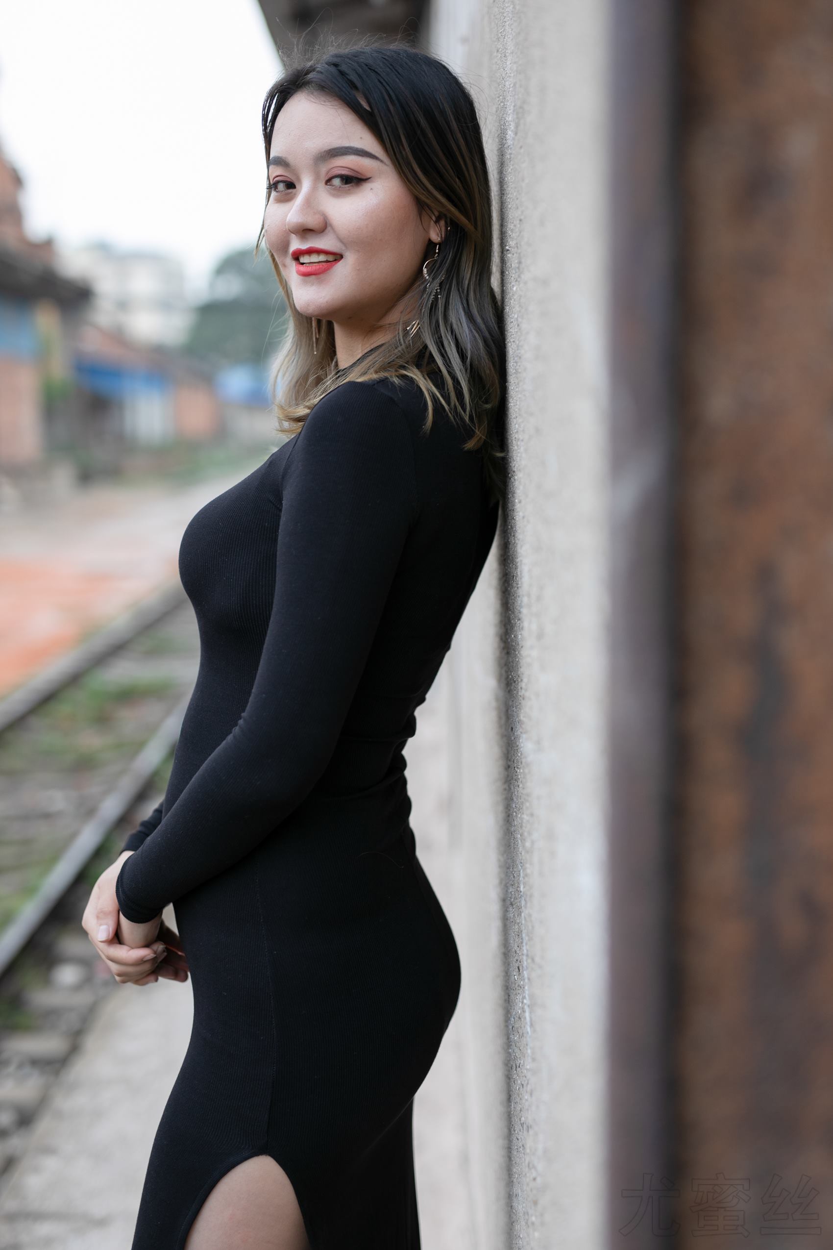 图片[12]-尤蜜丝 穿搭推广展示图集 记忆中的老宅[54P] – 速更版-美库