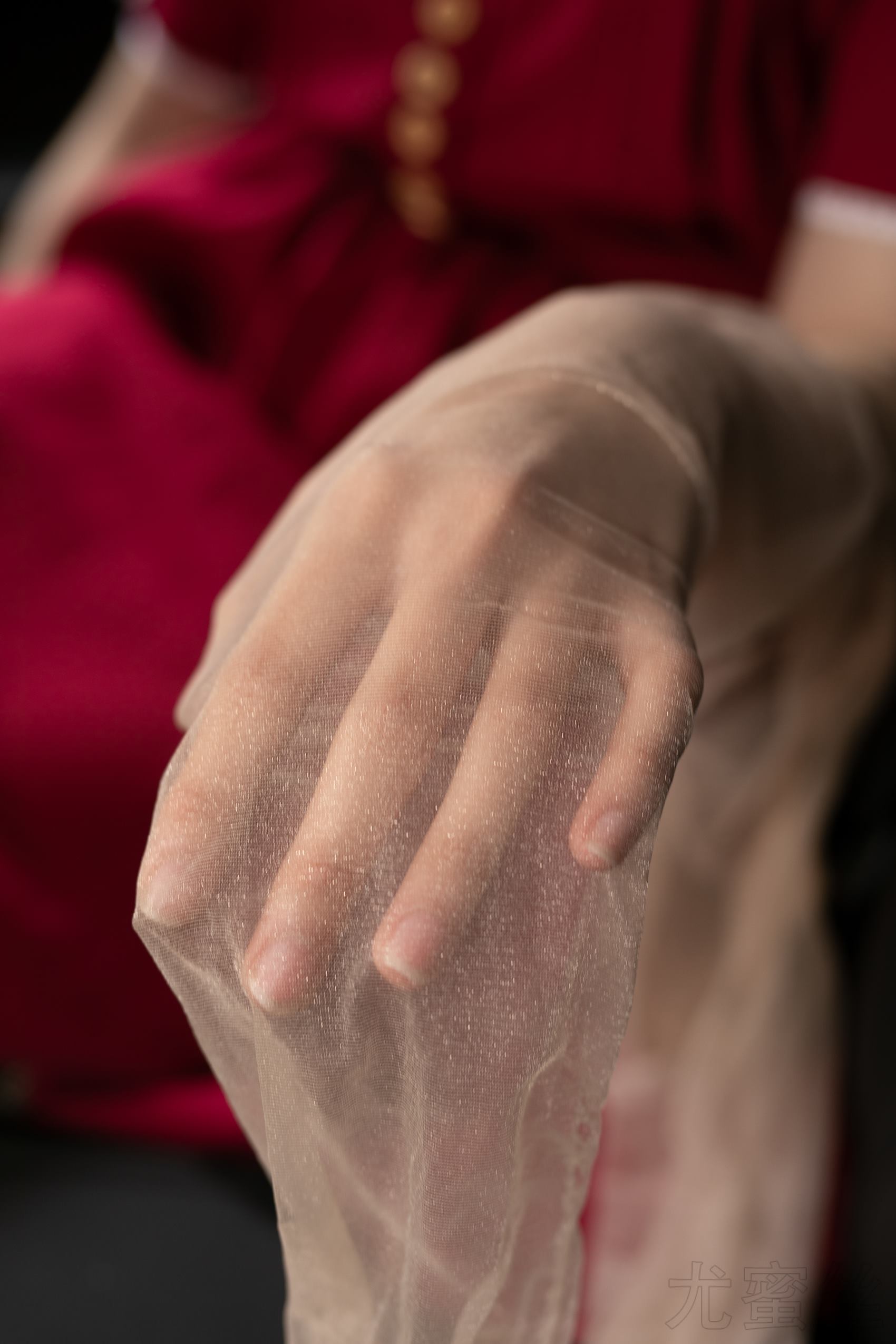 图片[49]-尤蜜丝 穿搭推广展示图集 红裙森林[55P] – 速更版-美库