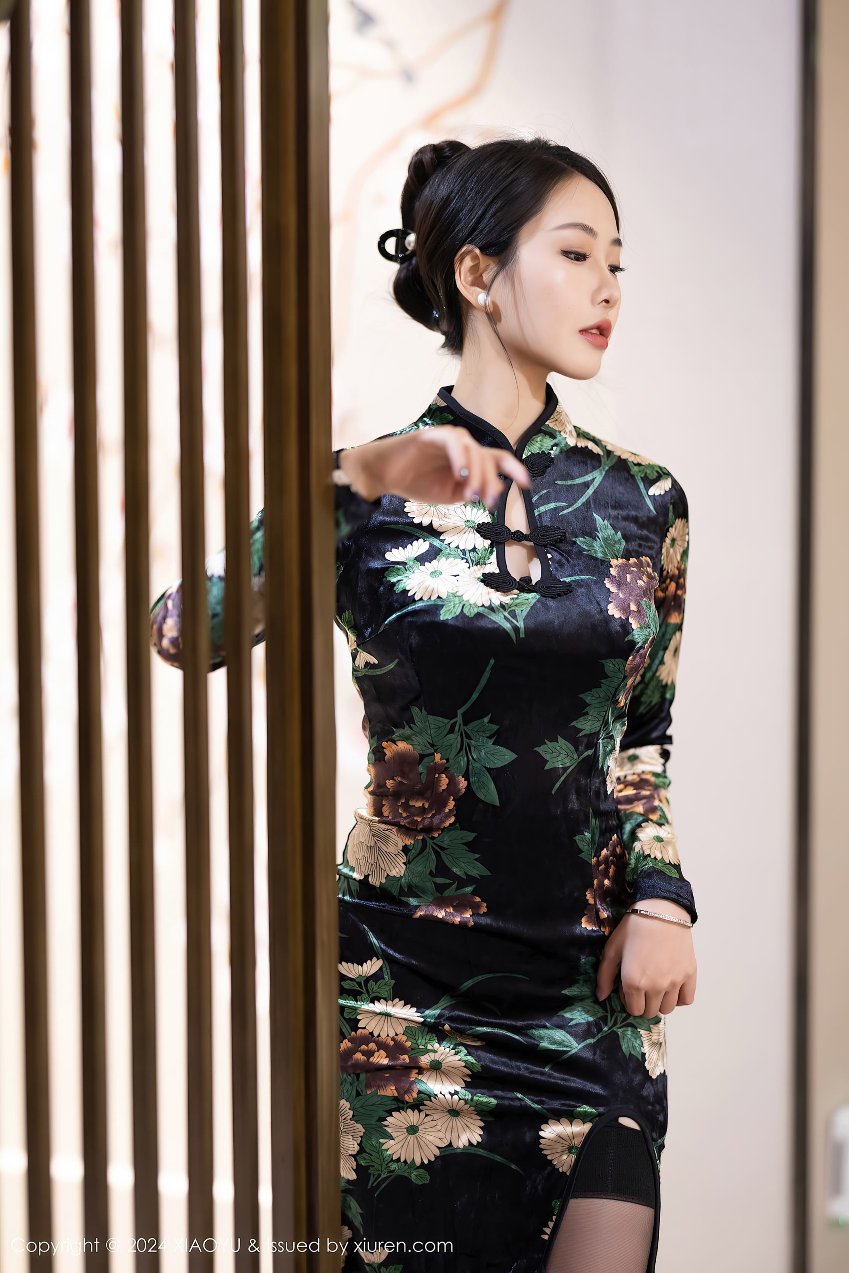 图片[28]-[XIAOYU语画界]2024.03.12 VOL.1218 苏苏阿 黑色旗袍 [36+1P] – 速更版-美库