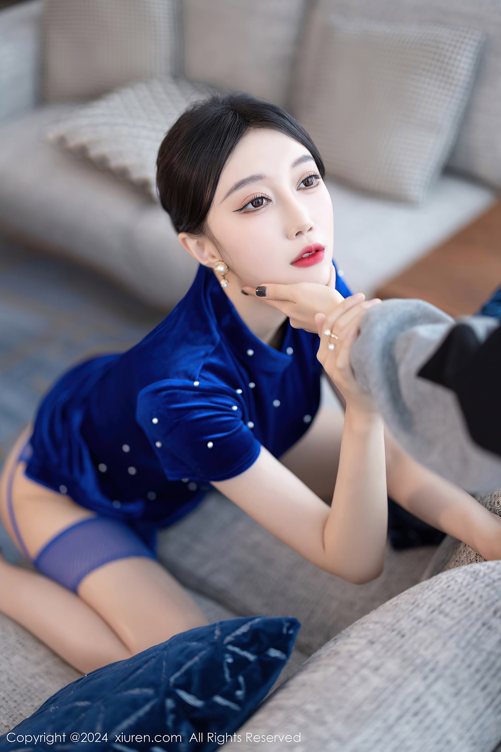 图片[21]-[Xiuren秀人网]2024.03.27 NO.8298 玥儿玥 久见蓝色旗袍裙 [56+1P] – 速更版-美库