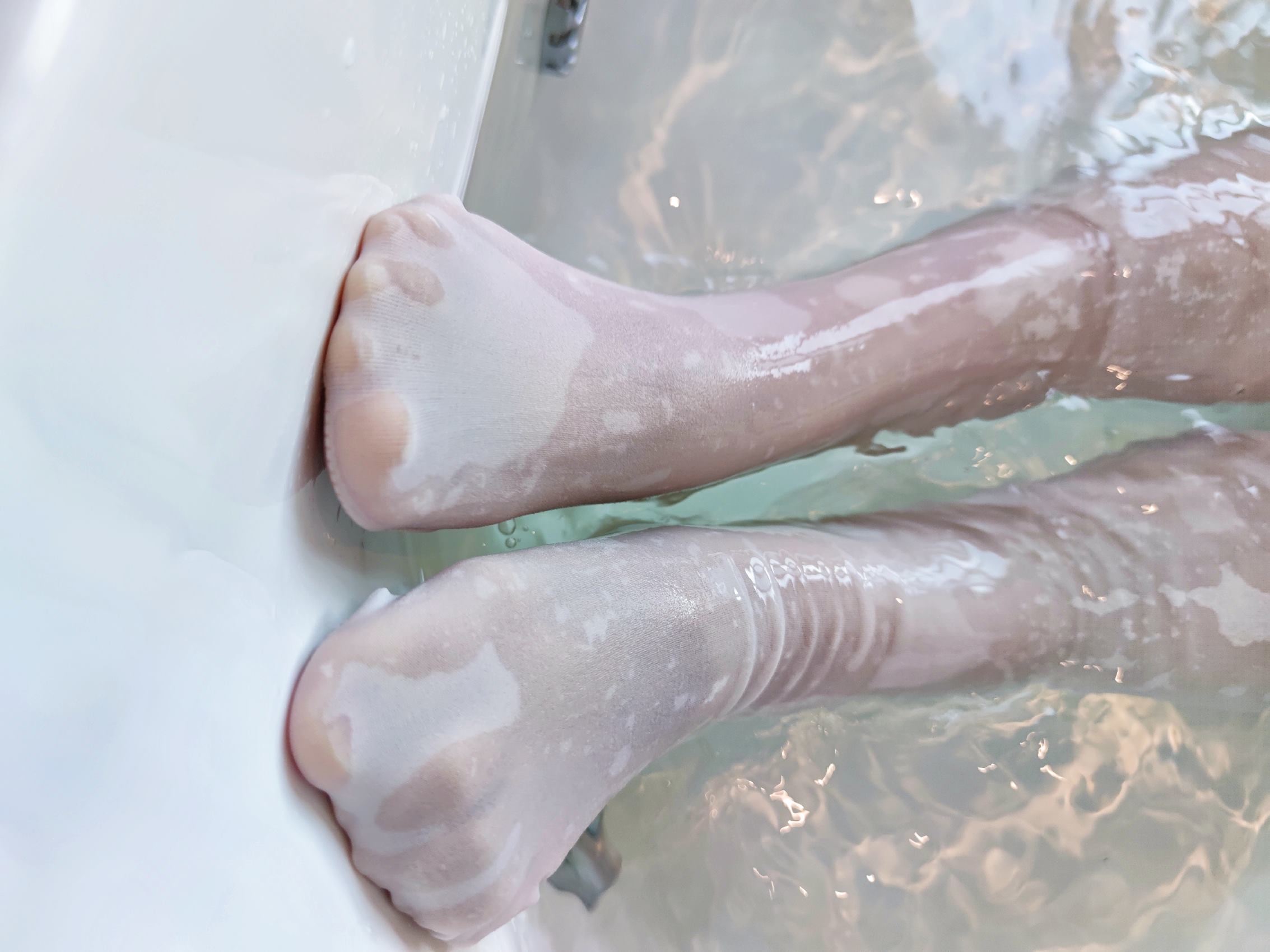 图片[10]-网紅Coser@地瓜小朋友 -湿水[19P] – 速更版-美库