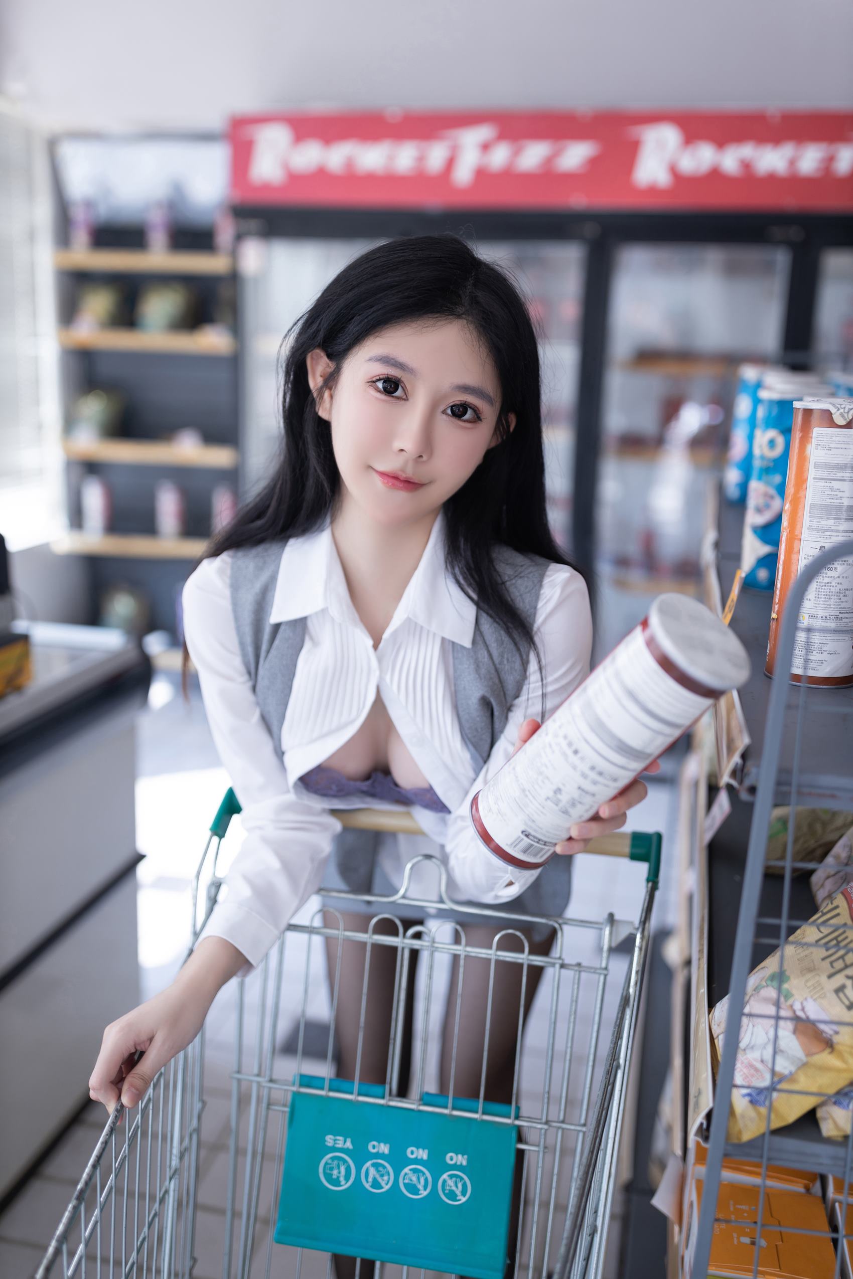 图片[23]-秀人内购@谢小蒽(幼幼)-内部私购《便利店新星》[63P] – 速更版-美库